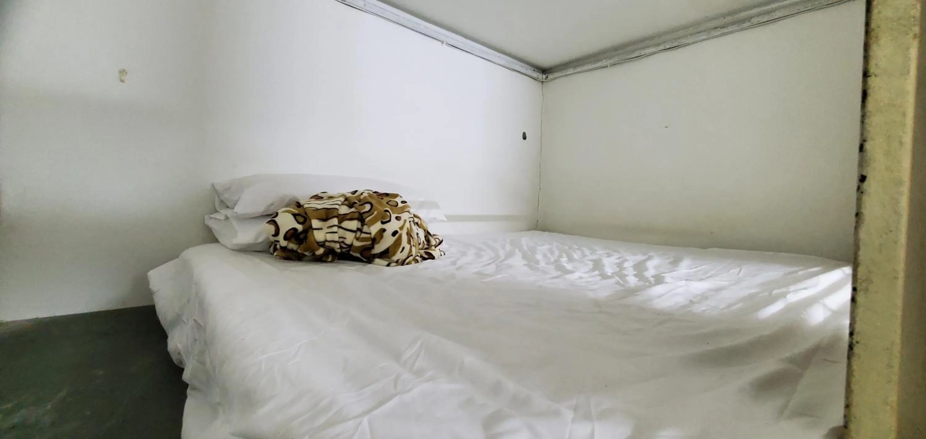 Bed in Mini Studio, next to LRT MRT