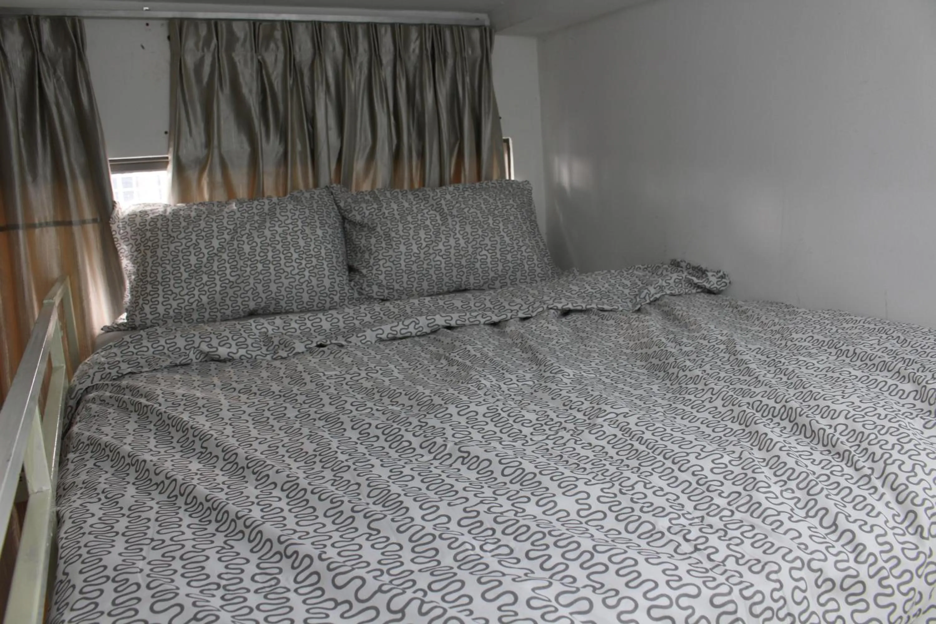 Bedroom, Bed in Mini Studio, next to LRT MRT