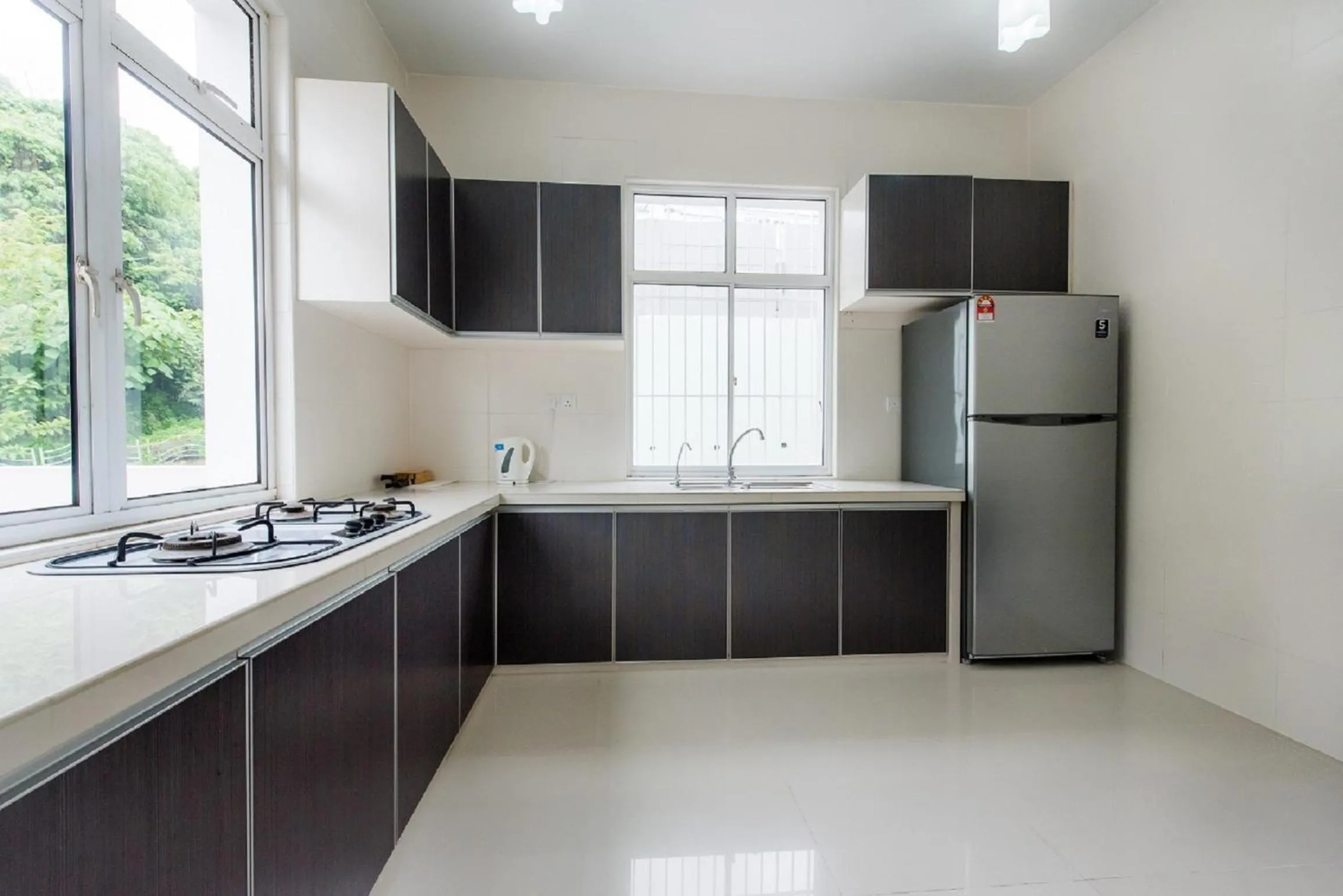 New Shamrock Beach Villas Seaview