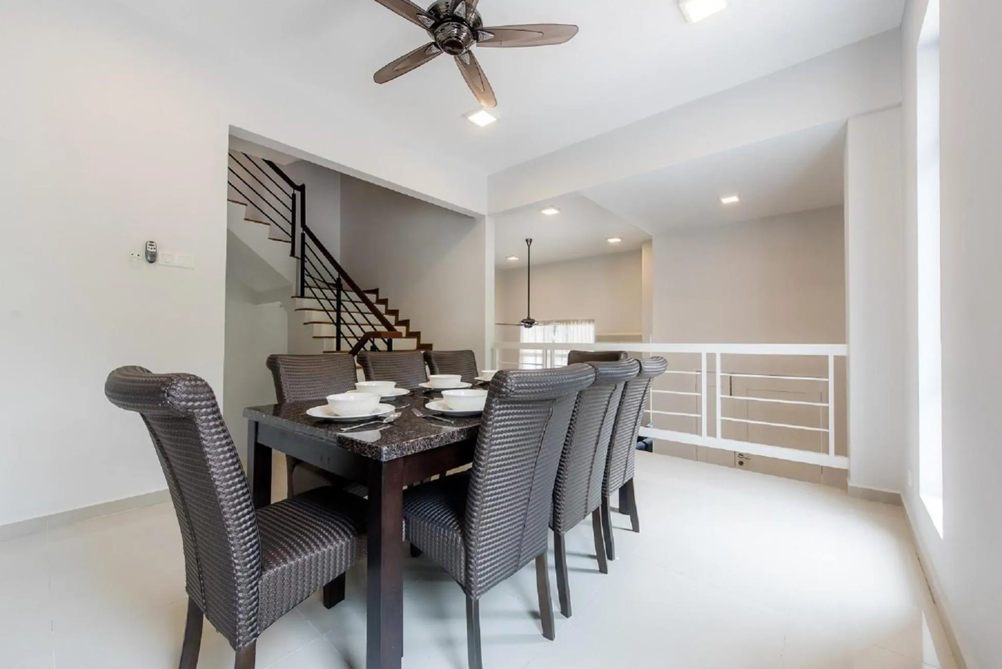 New Shamrock Beach Villas Seaview