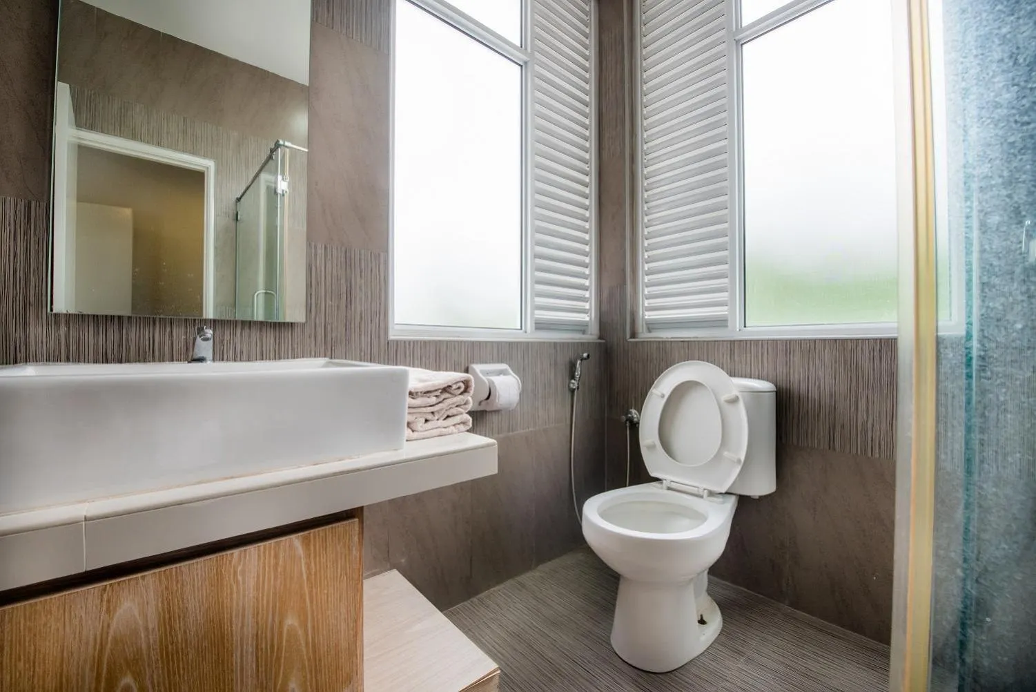 New Shamrock Beach Villas Seaview