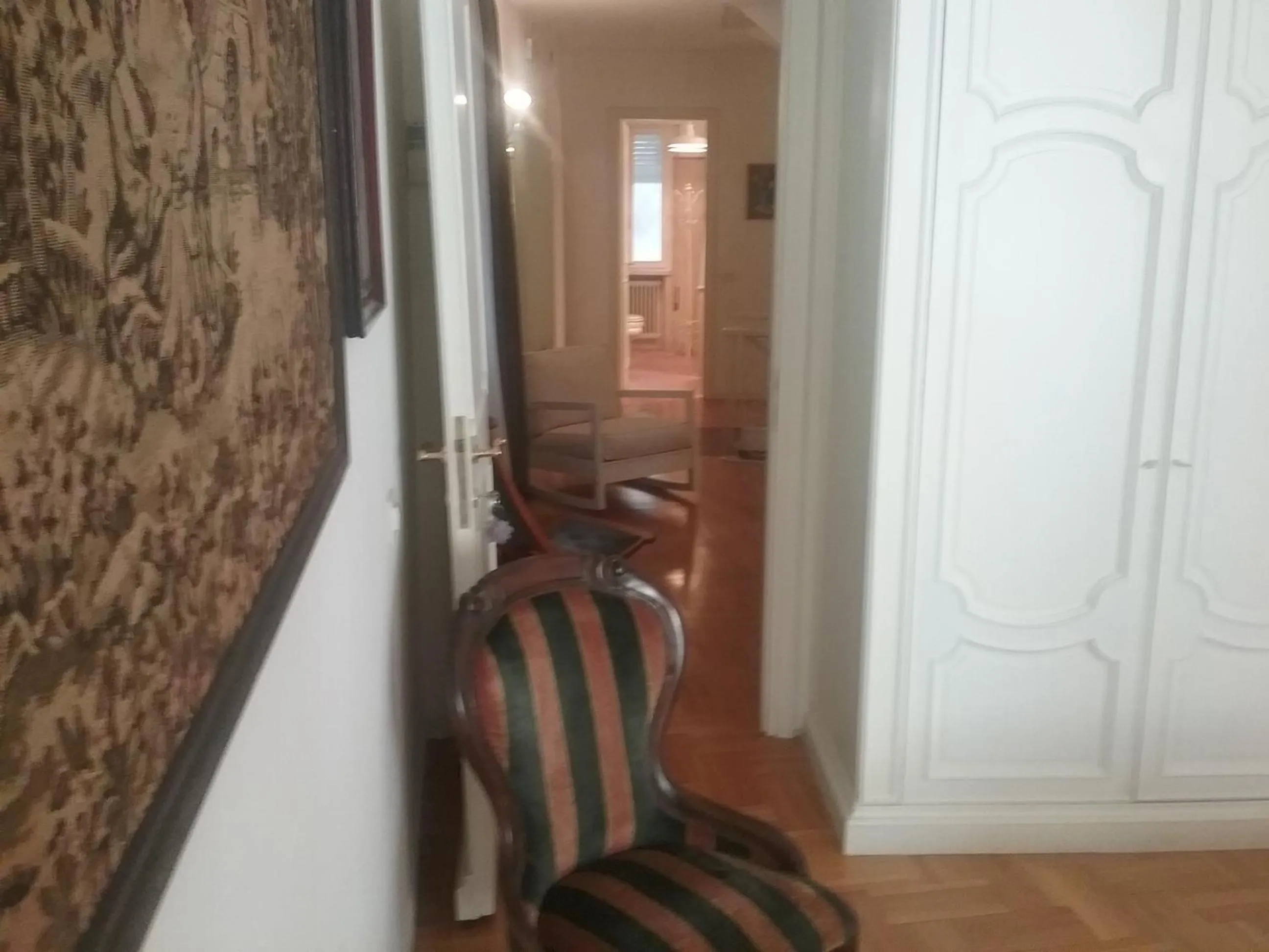 Decorative detail in B&B Barberia