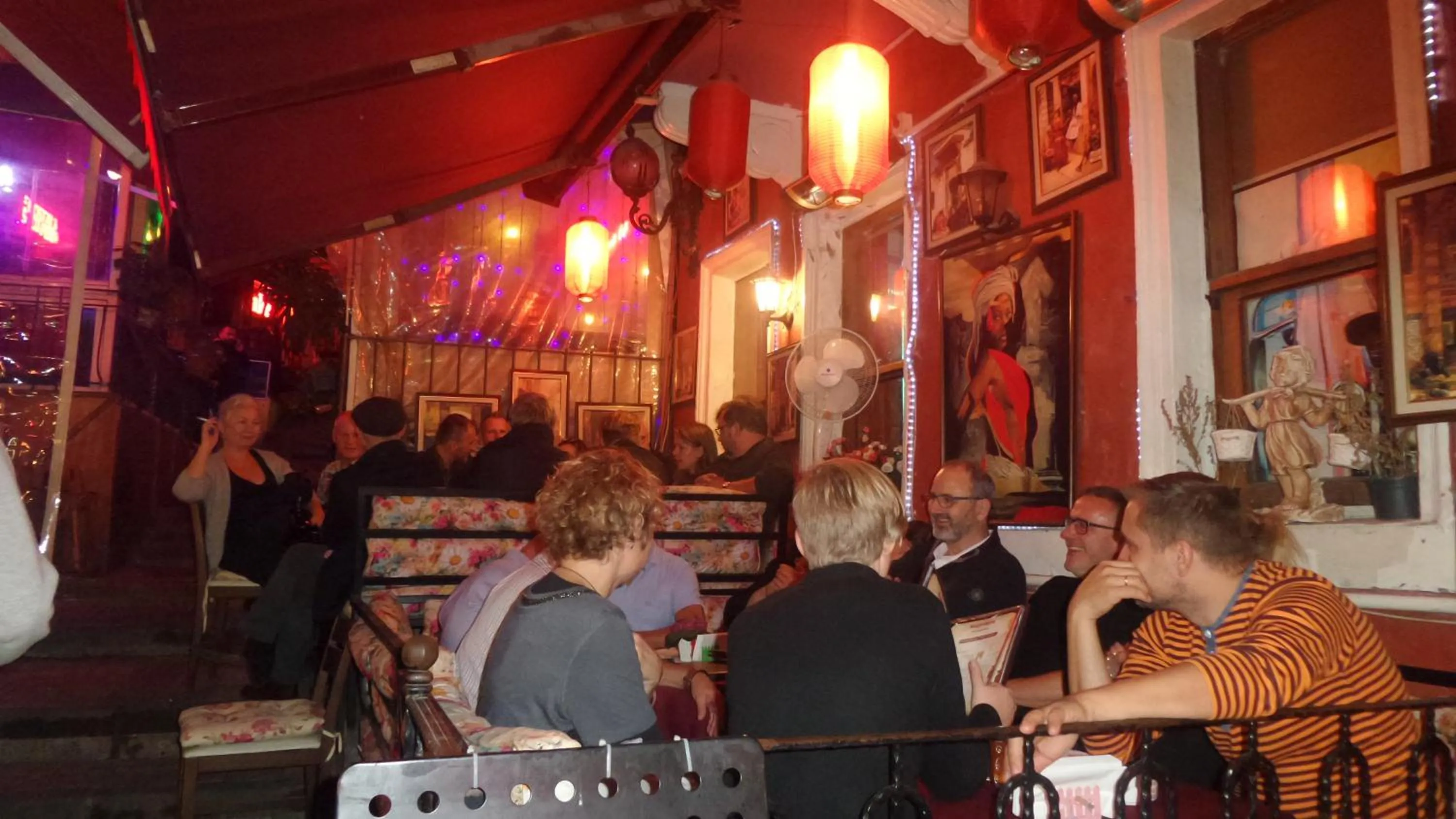 Property building in Paxx Istanbul Hotel&Hostel