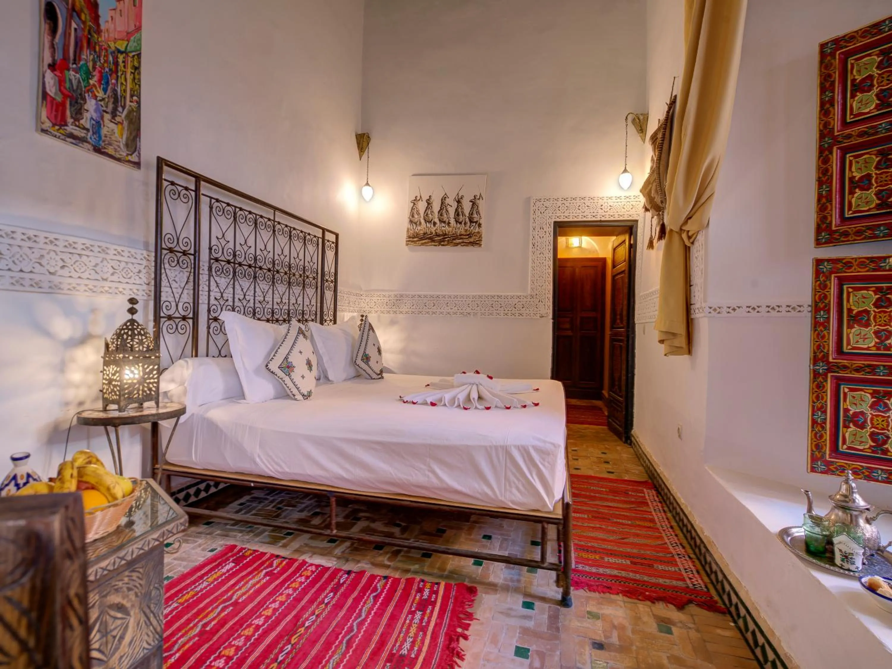 Photo of the whole room, Bed in Palais Tinmel Marrakech