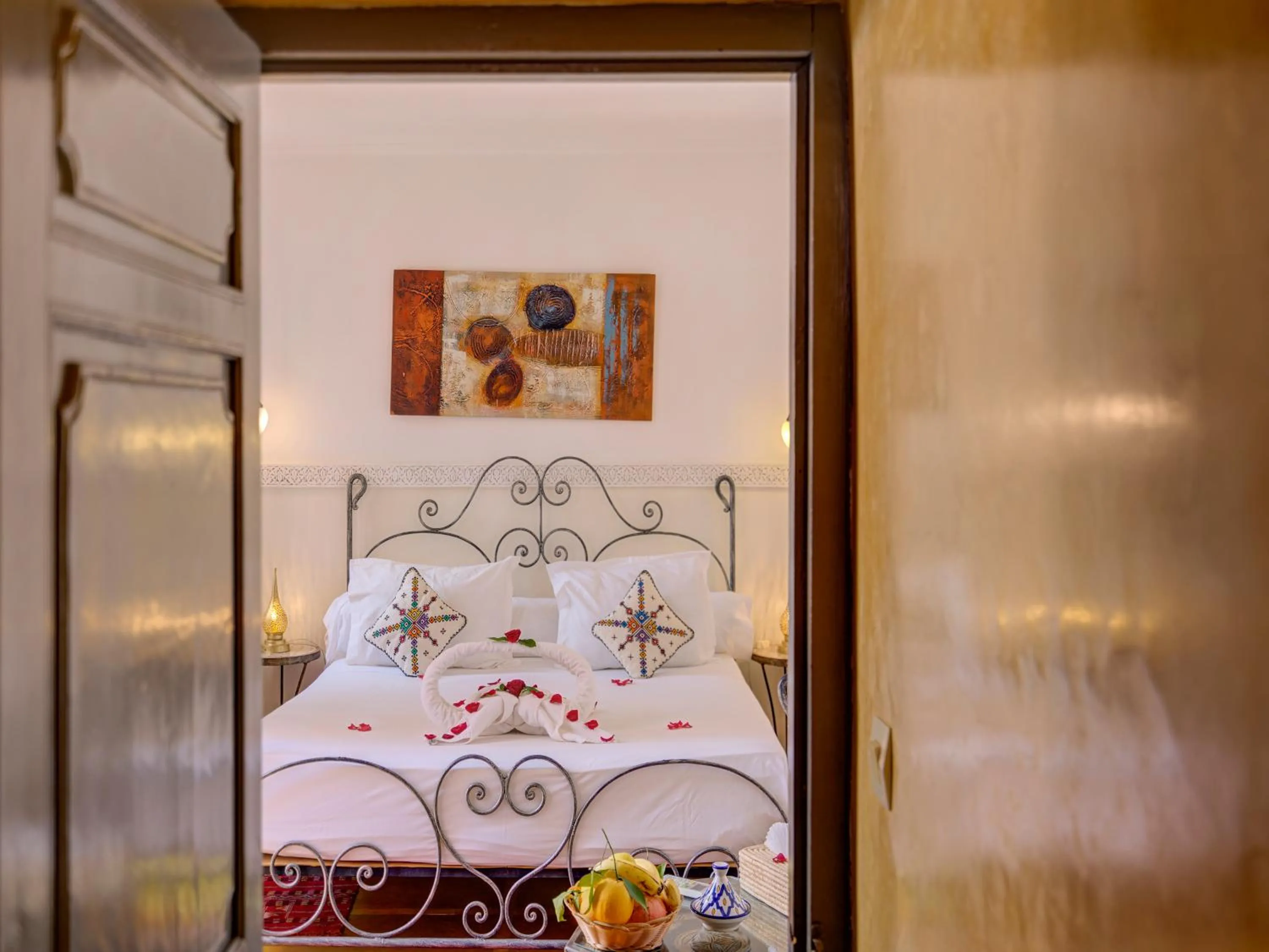 Bed in Palais Tinmel Marrakech