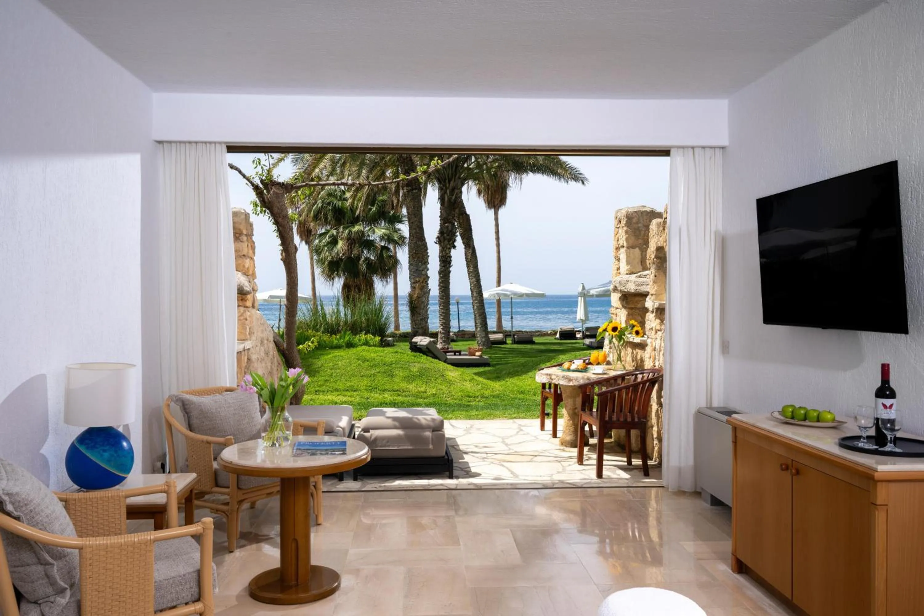 Photo of the whole room in Coral Beach Hotel & Resort Cyprus