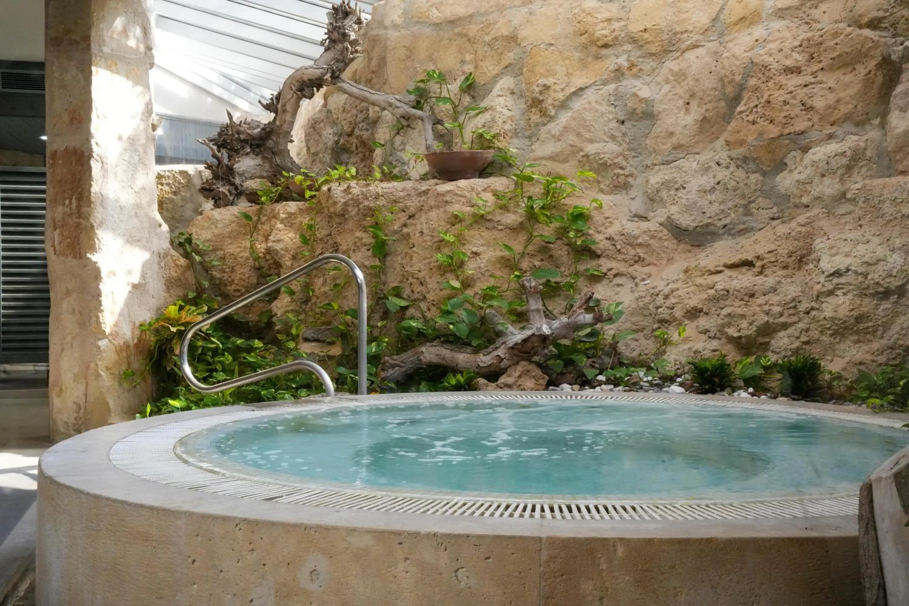 Spa and wellness centre/facilities in Coral Beach Hotel & Resort Cyprus