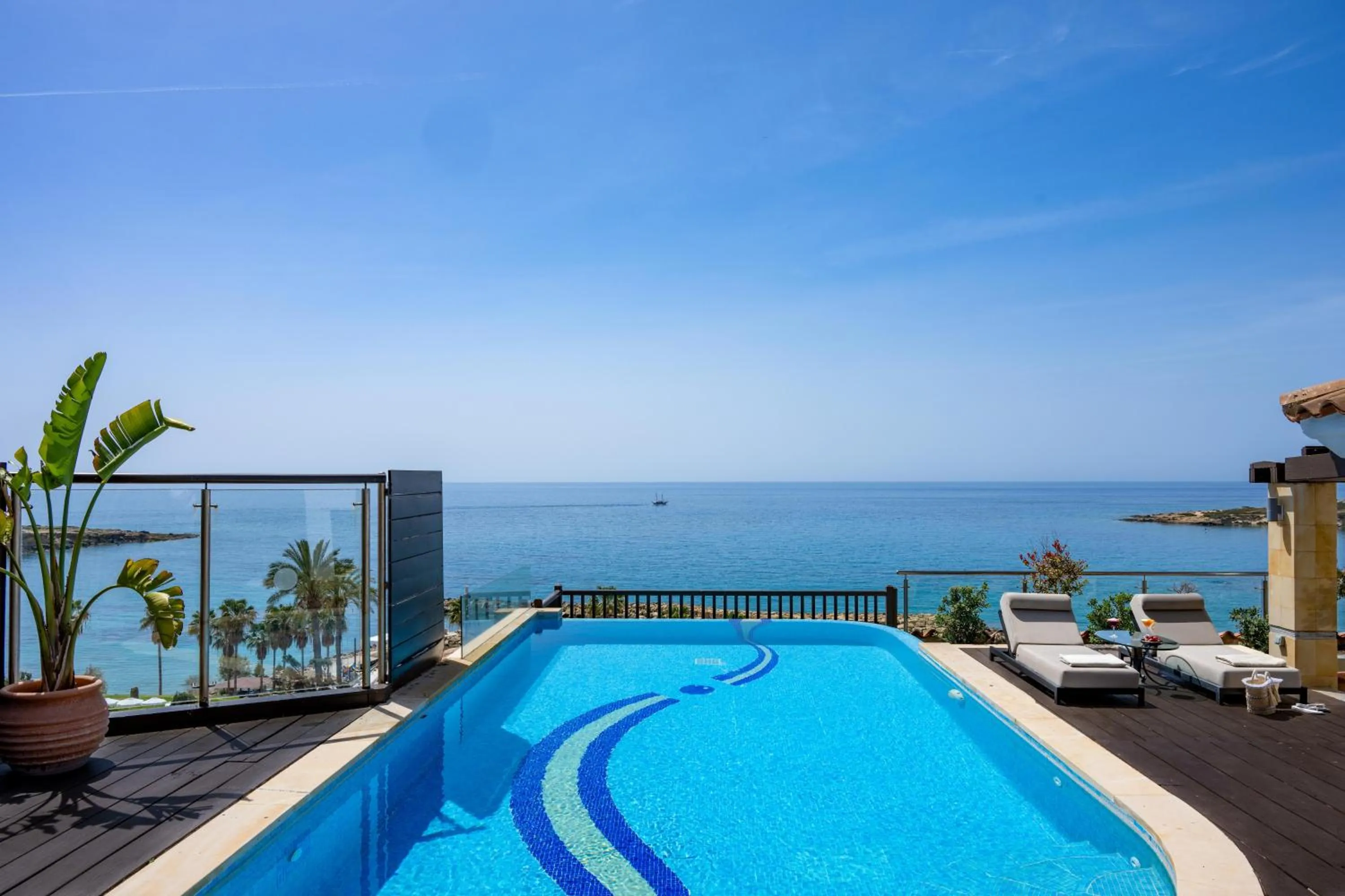 Photo of the whole room in Coral Beach Hotel & Resort Cyprus