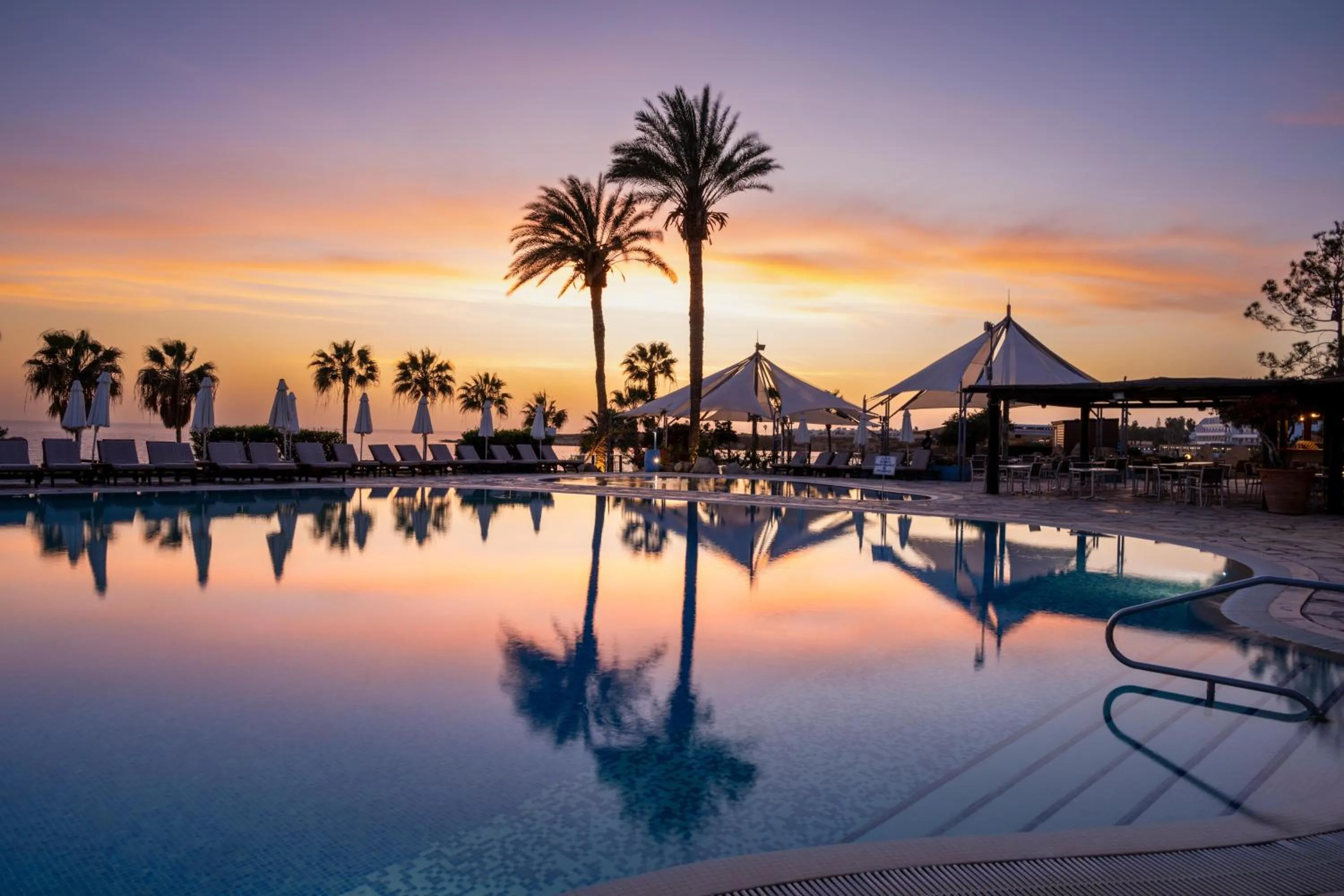 Swimming pool in Coral Beach Hotel & Resort Cyprus