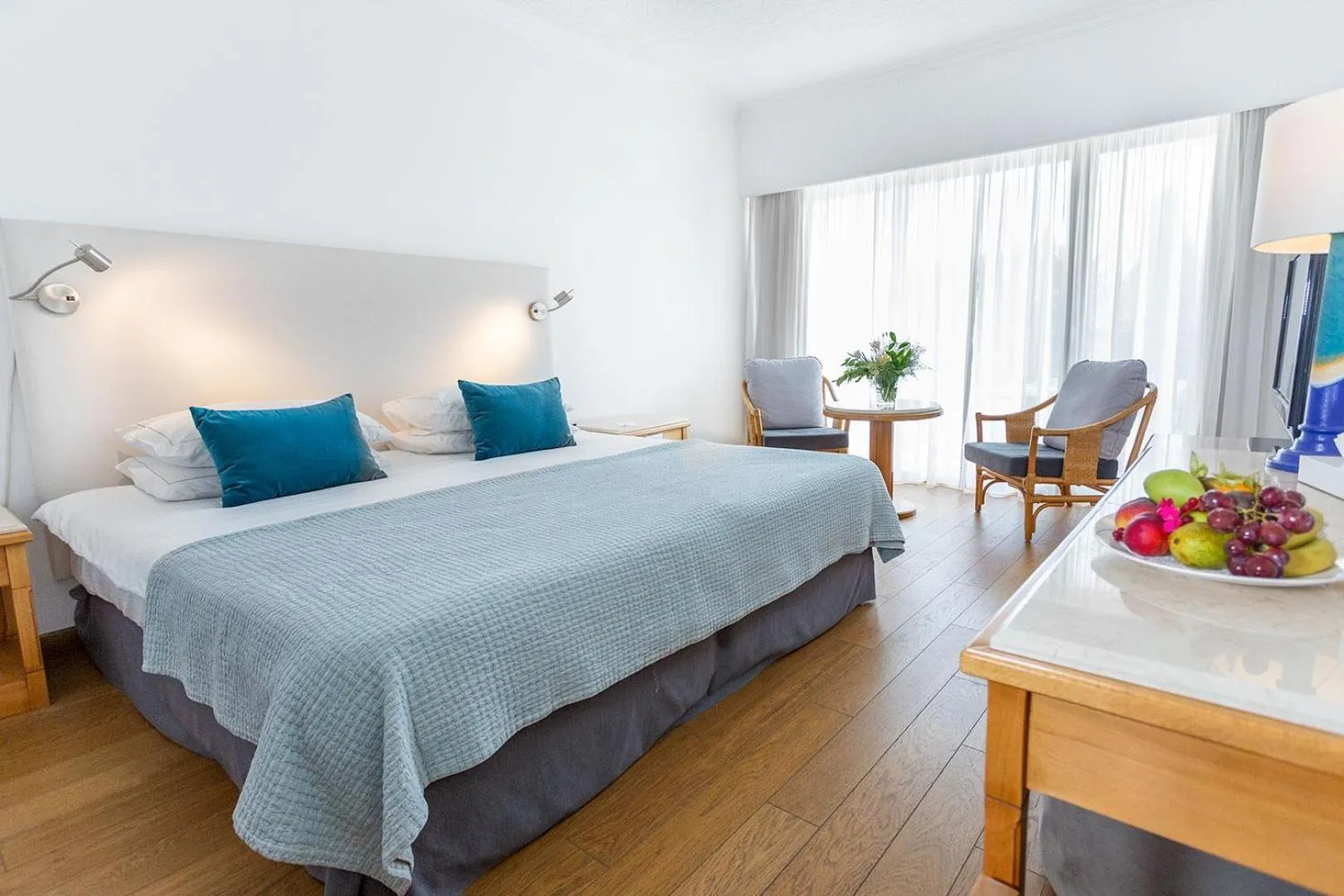 Photo of the whole room, Bed in Coral Beach Hotel & Resort Cyprus