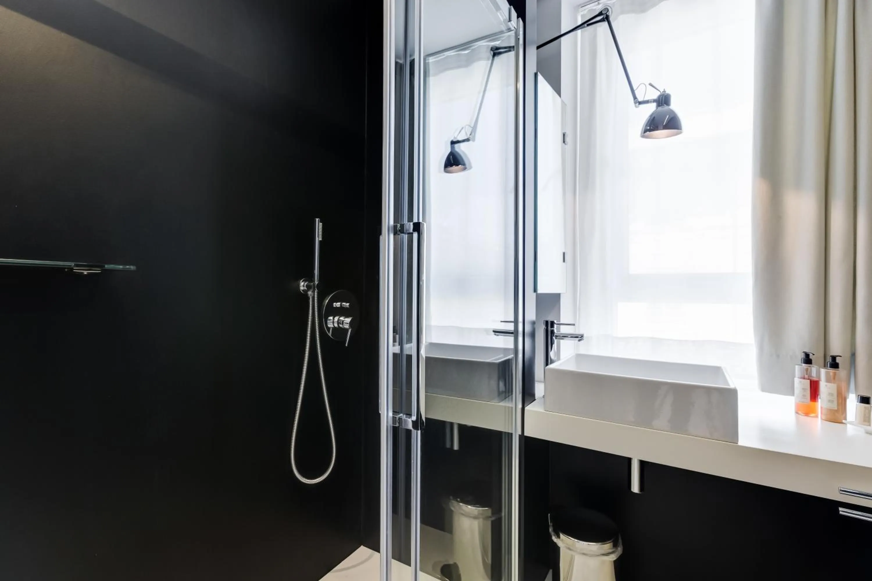 Bathroom in Sora Luxury Inn