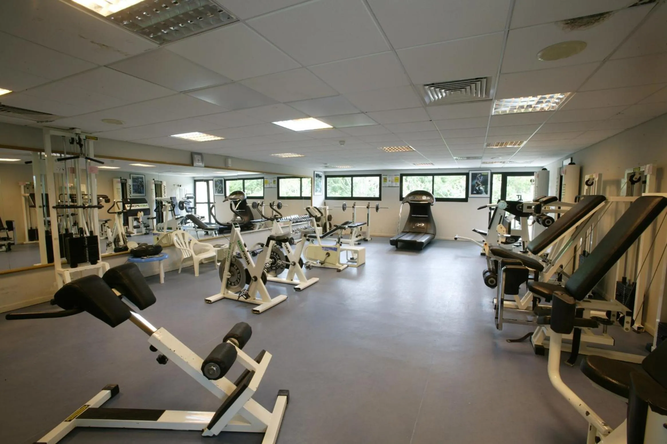 Fitness centre/facilities in Avanti Hotel