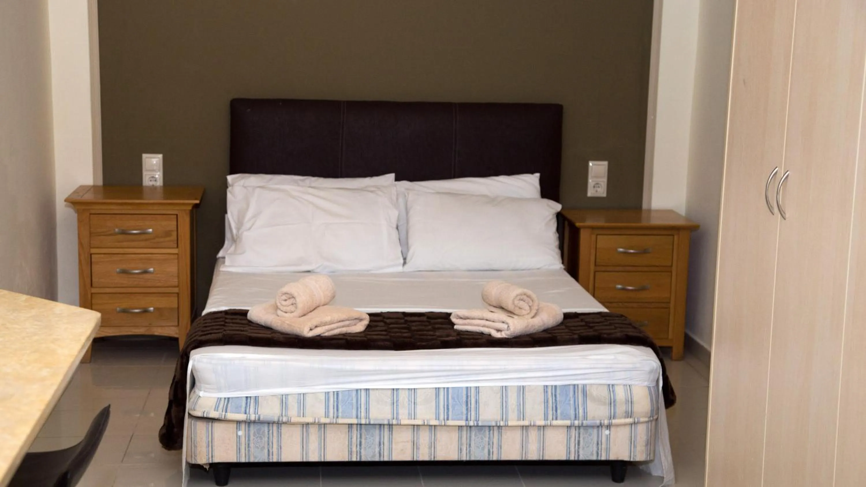 Bedroom, Bed in Lagada Resort