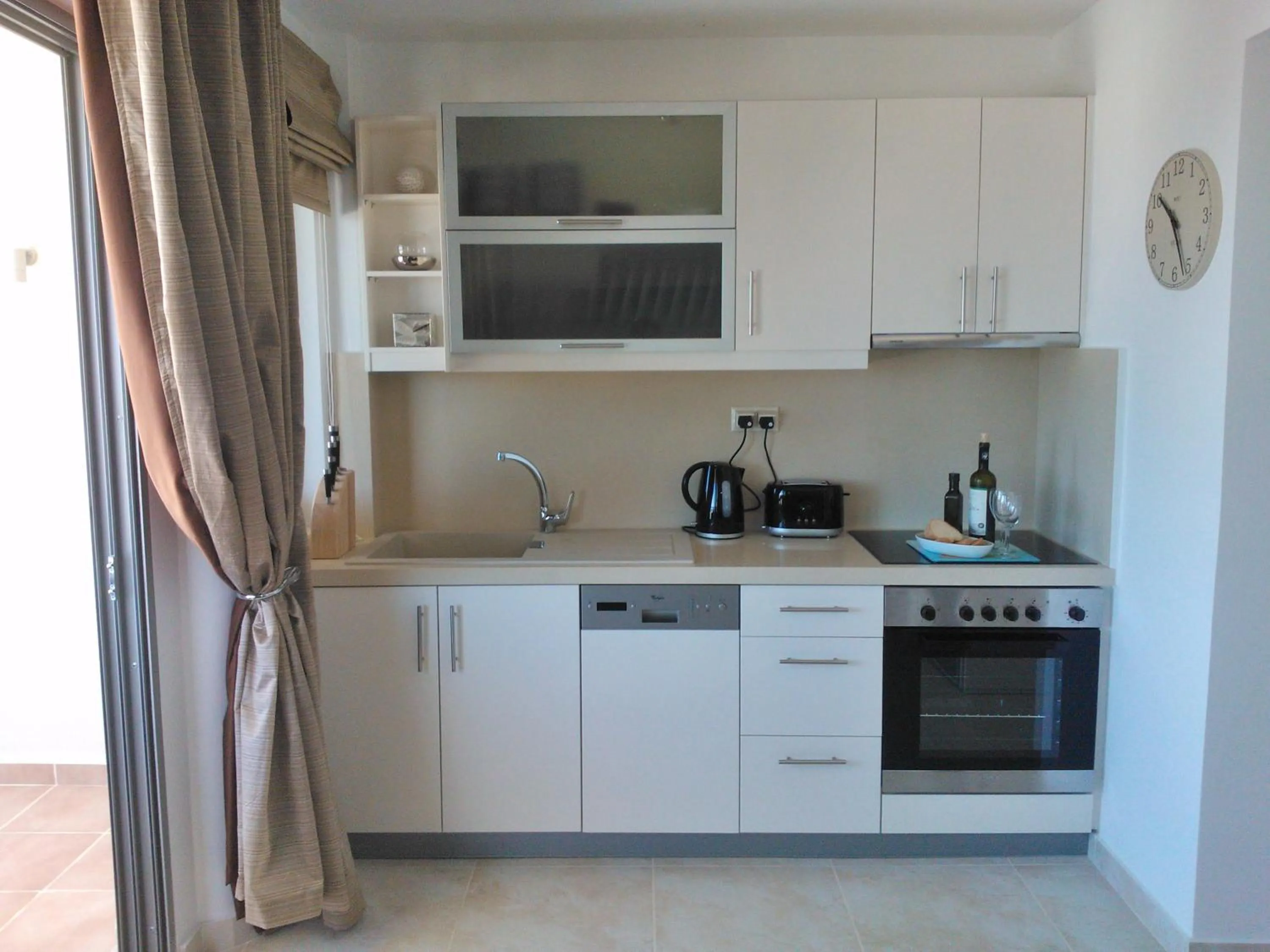 Coffee/tea facilities in Lagada Resort