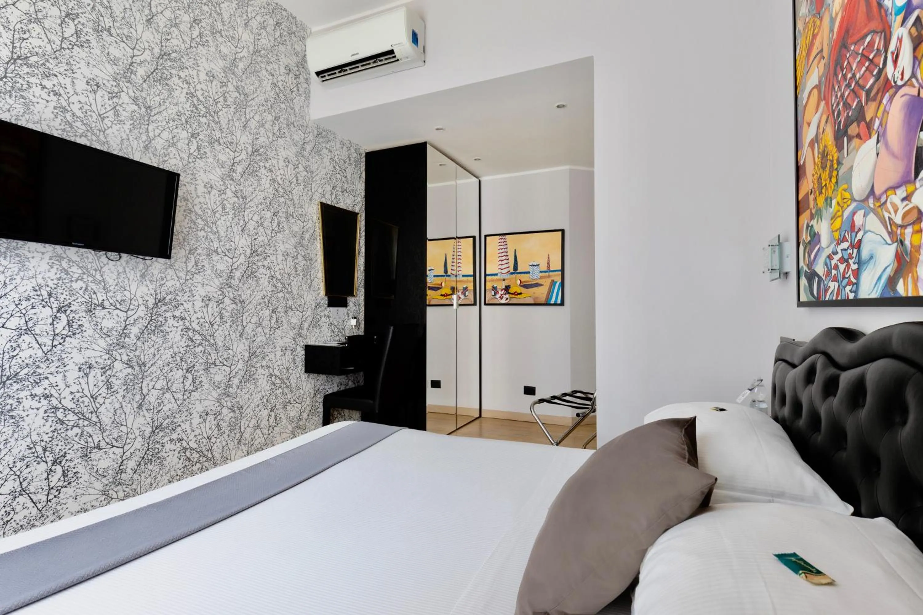 Bedroom, Bed in Aiello Rooms