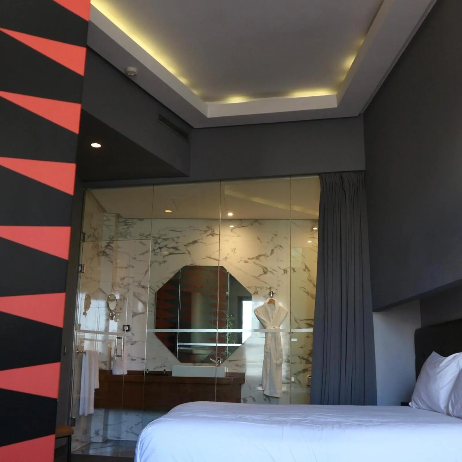 Bed in Boutique Hotel Gauthier Restaurant Terrasse