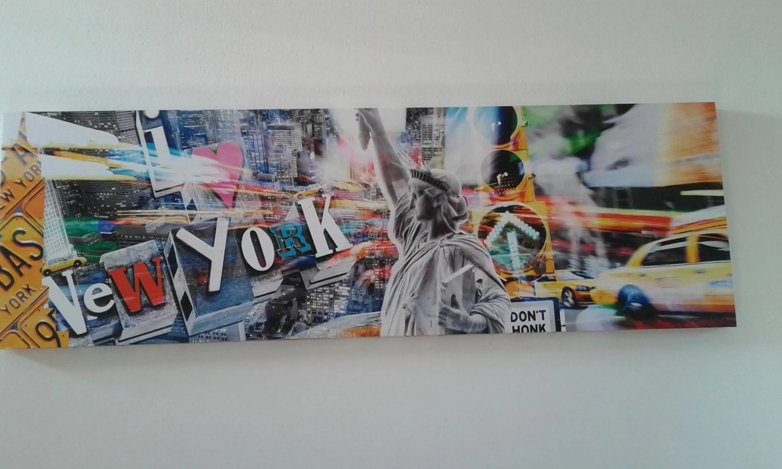 Decorative detail in La Casa Di Emma