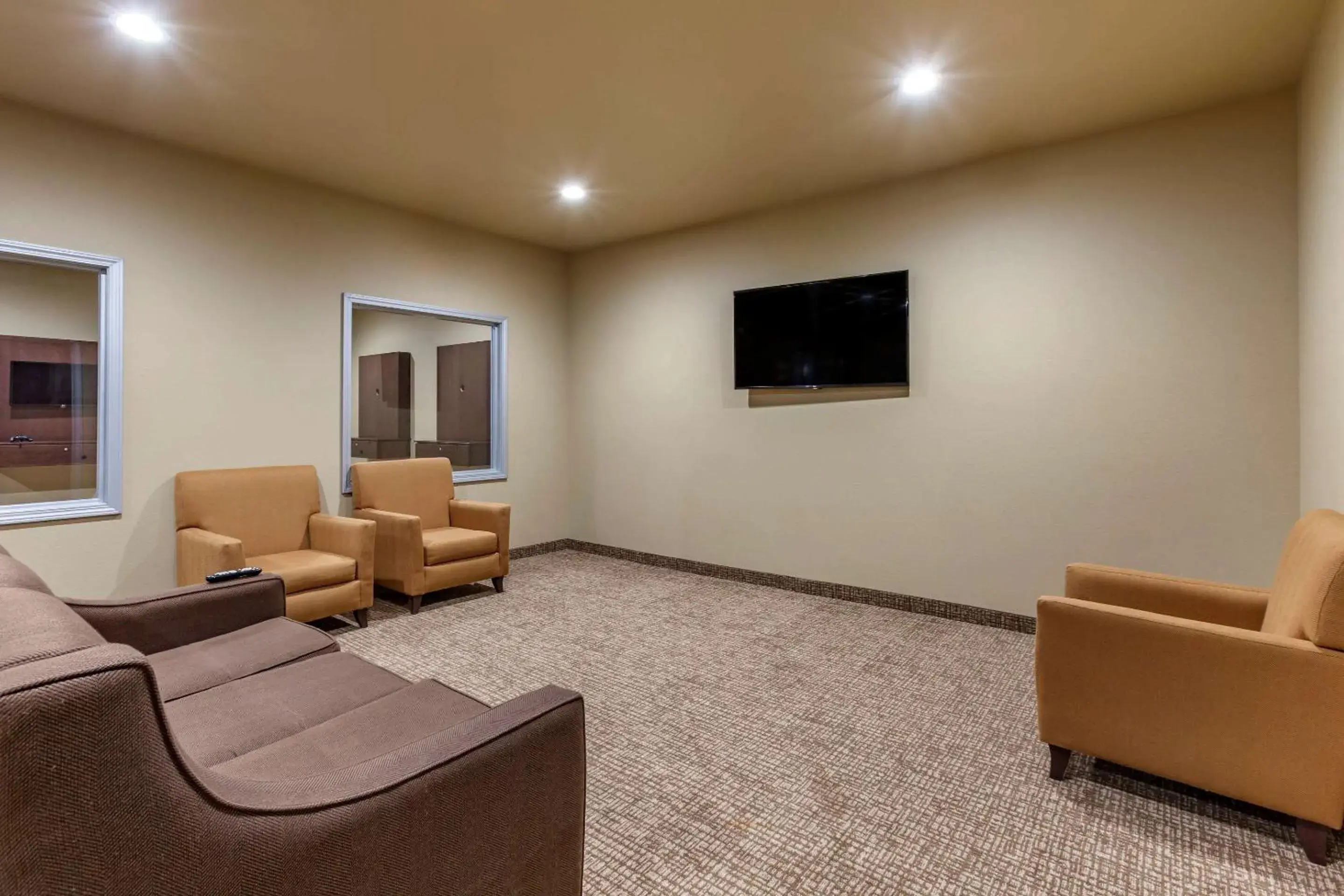 Other, Seating Area in Comfort Inn & Suites Near Mt. Rushmore