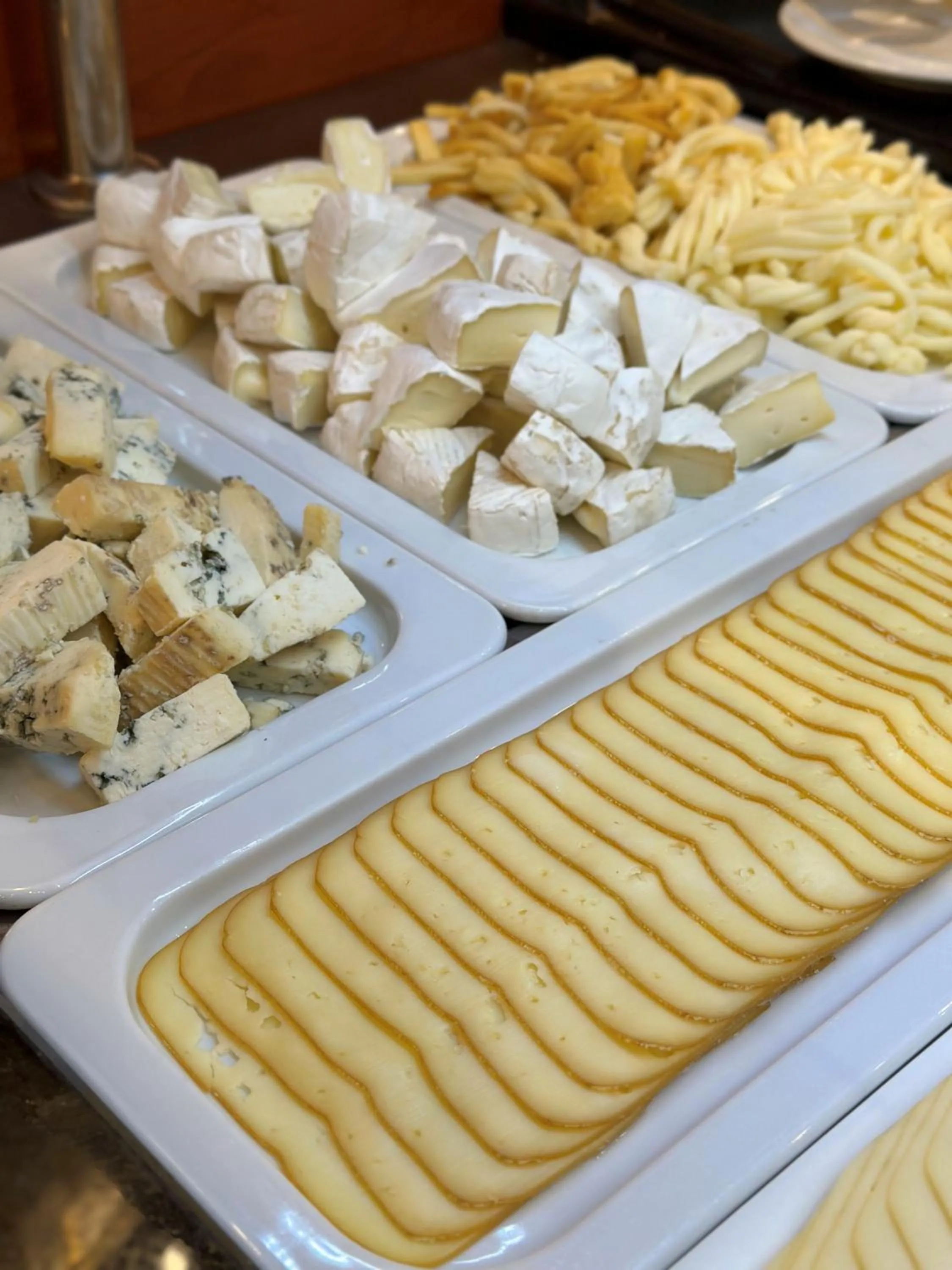 Breakfast in President Hotel Montfort