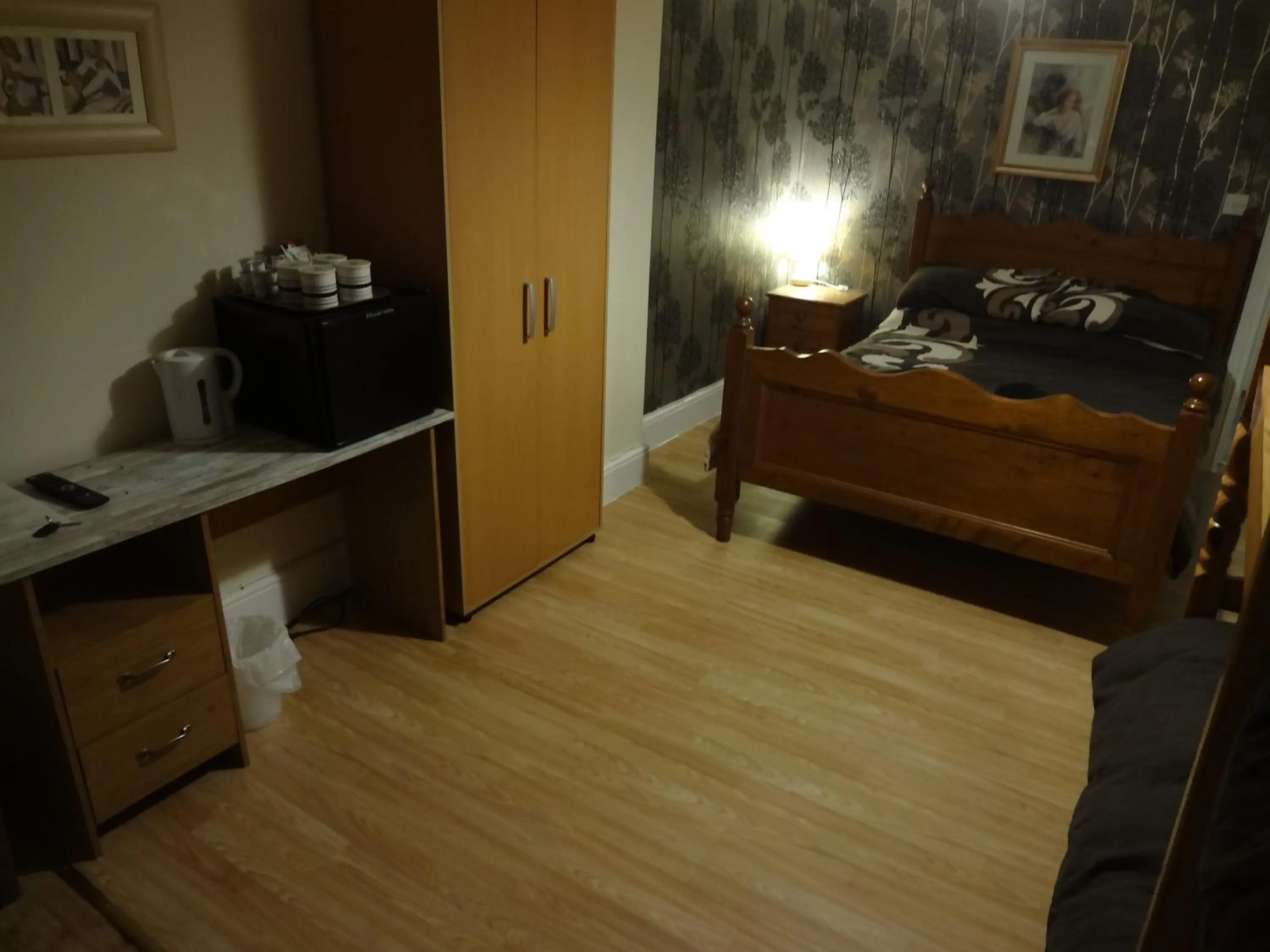 Bedroom, Bed in Travellers Rest Motel