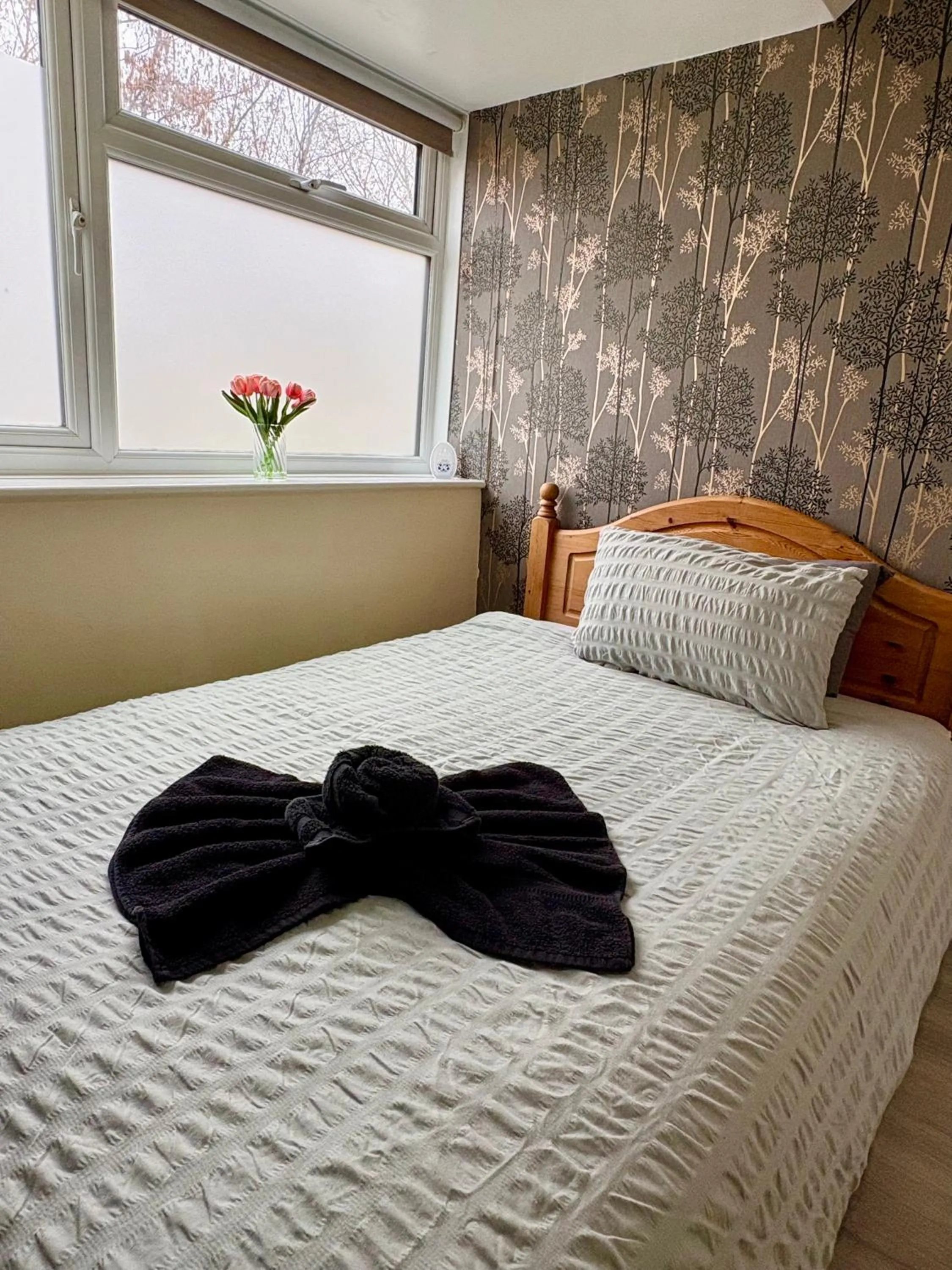 Bed in Travellers Rest Motel