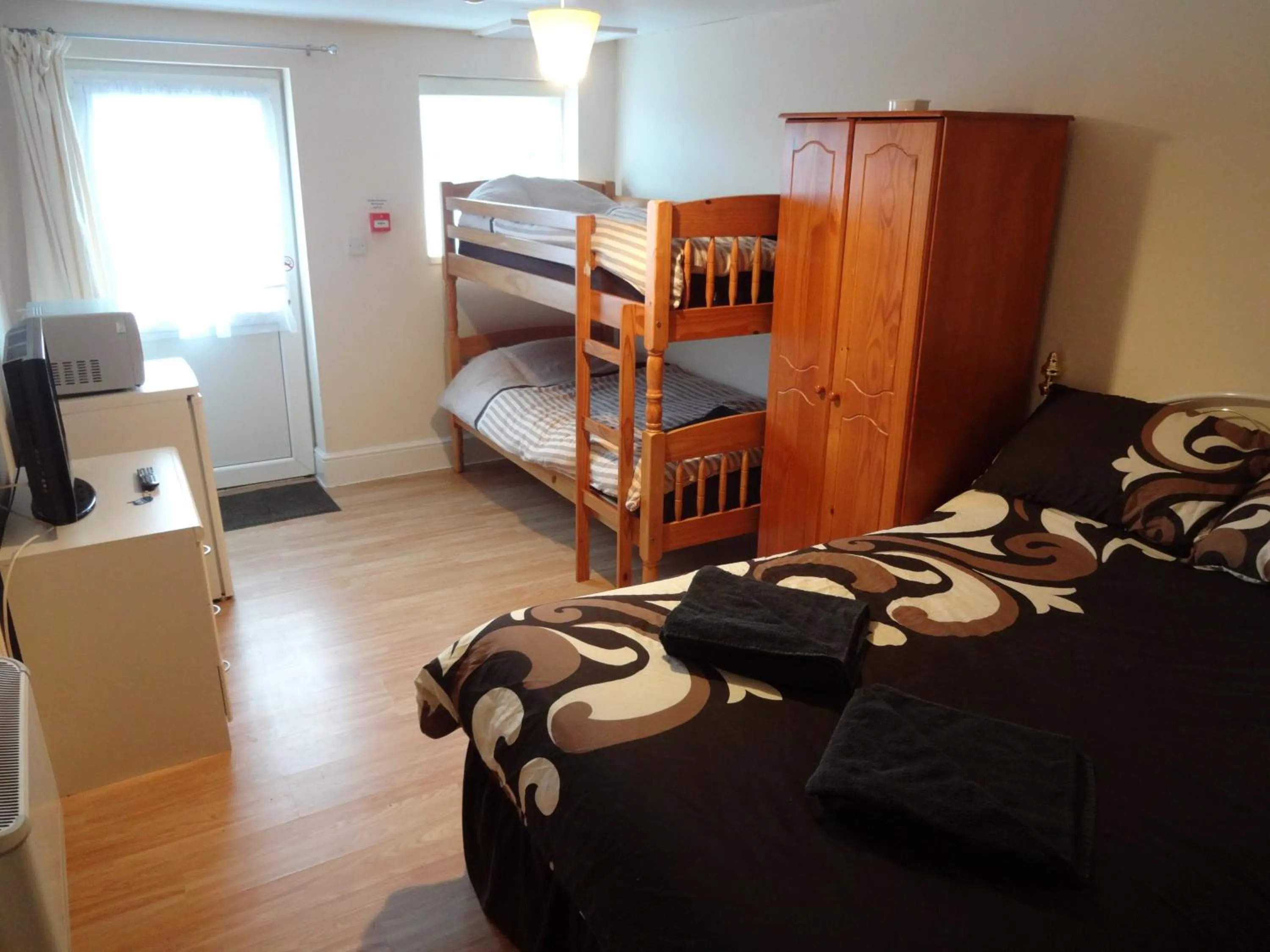 Bedroom, Bed in Travellers Rest Motel