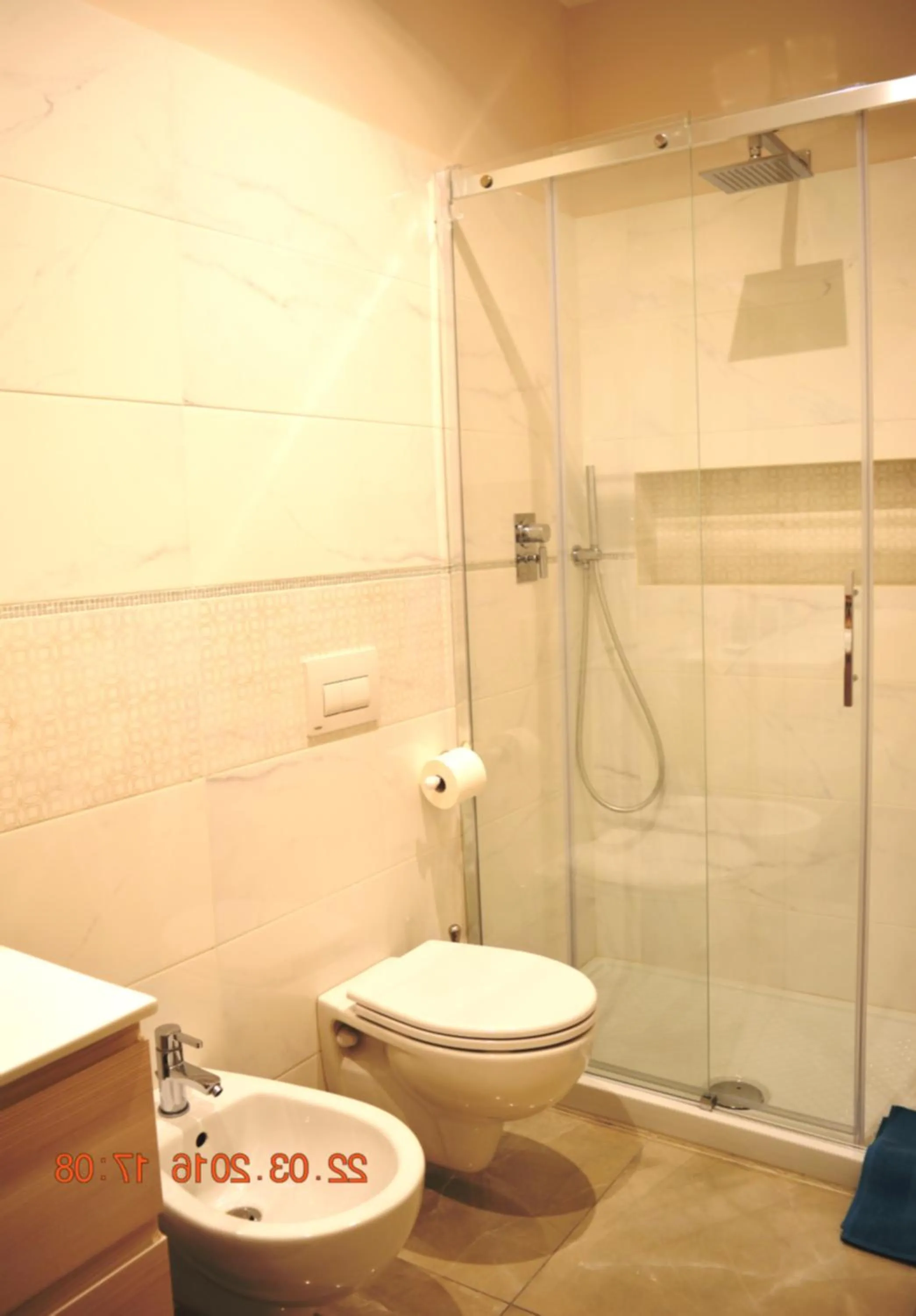 Shower in San Marco Suite Center