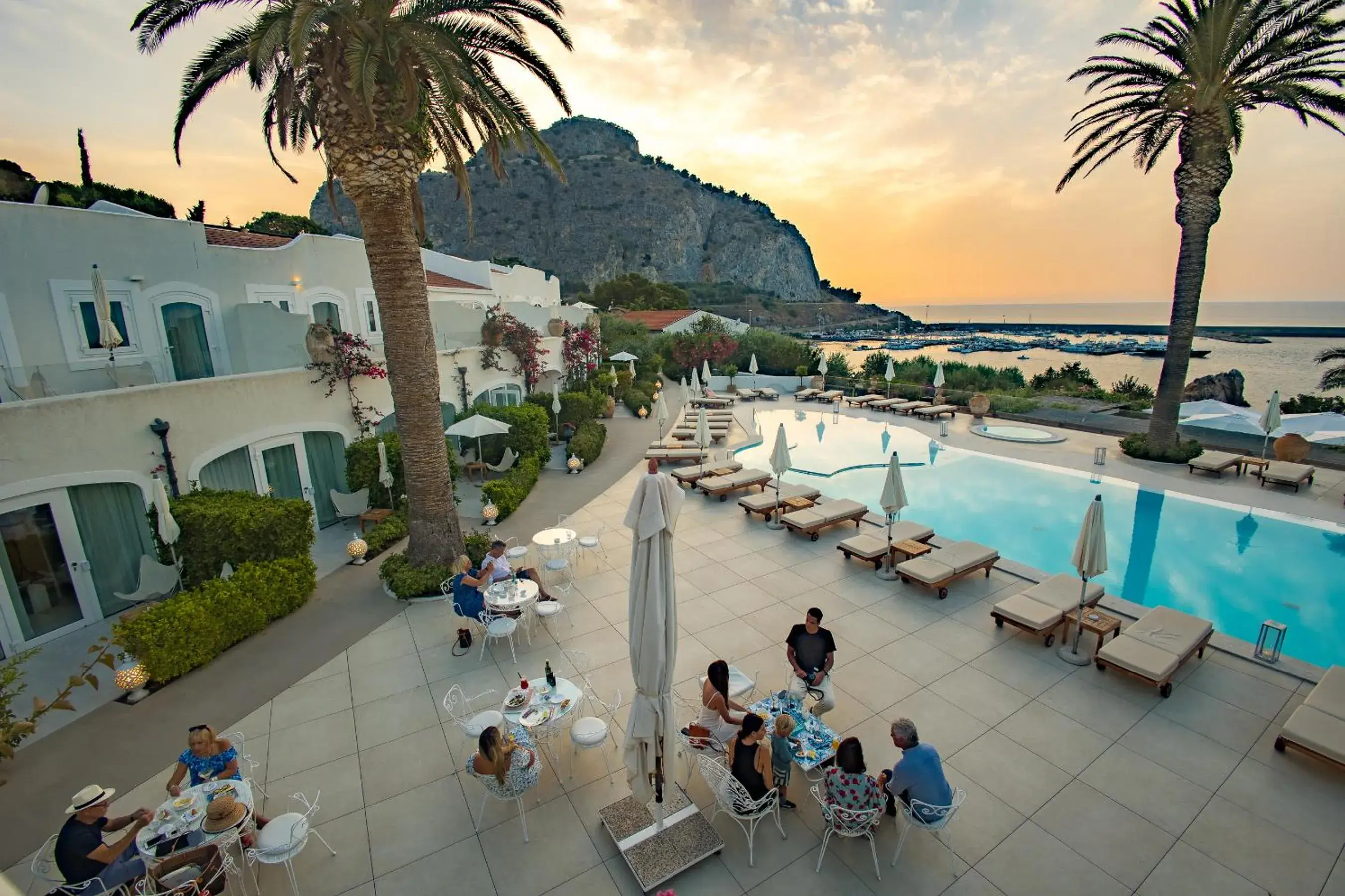 Lounge or bar, Pool View in Le Calette N.5