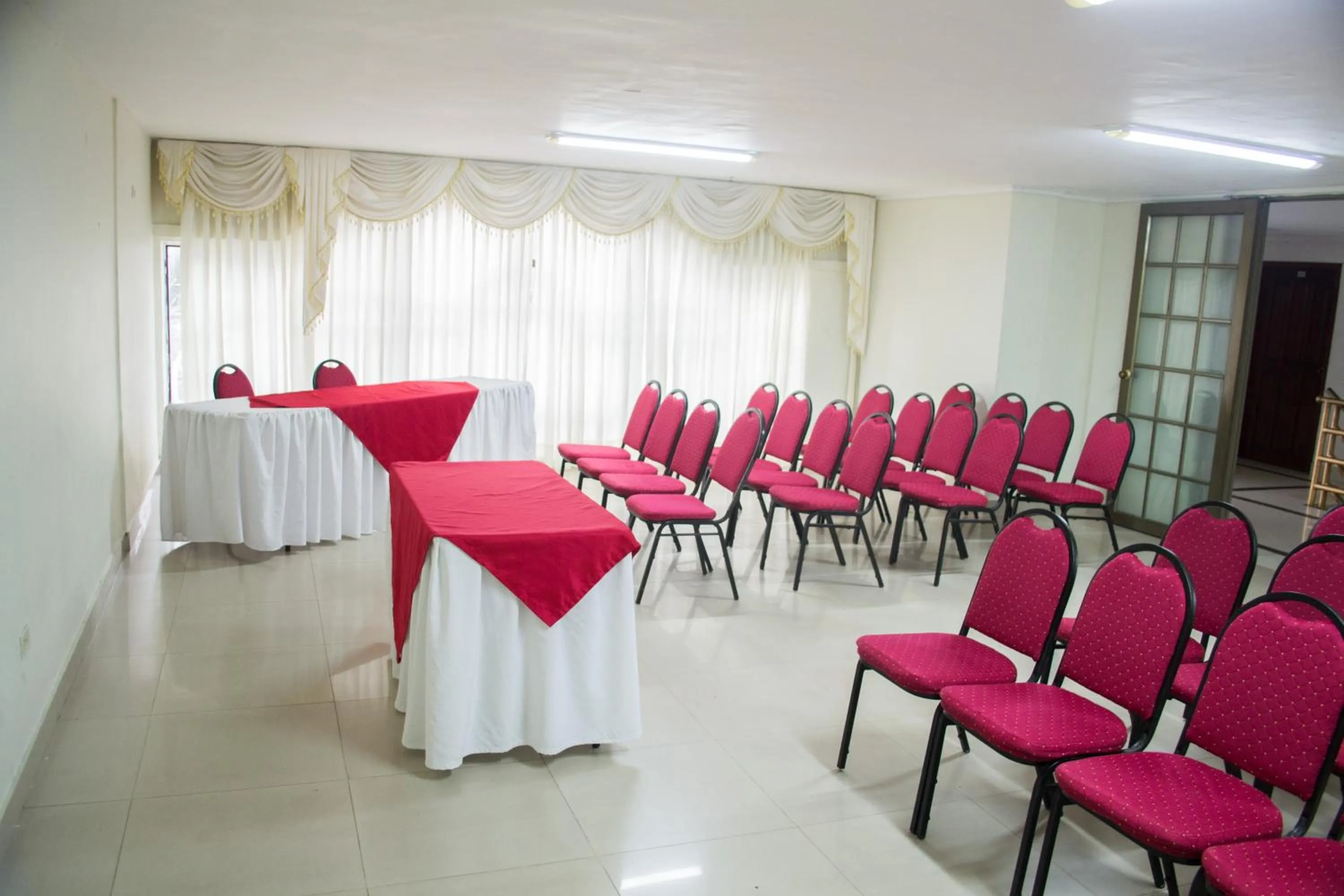 Banquet/Function facilities in Hotel Dorado BAQ