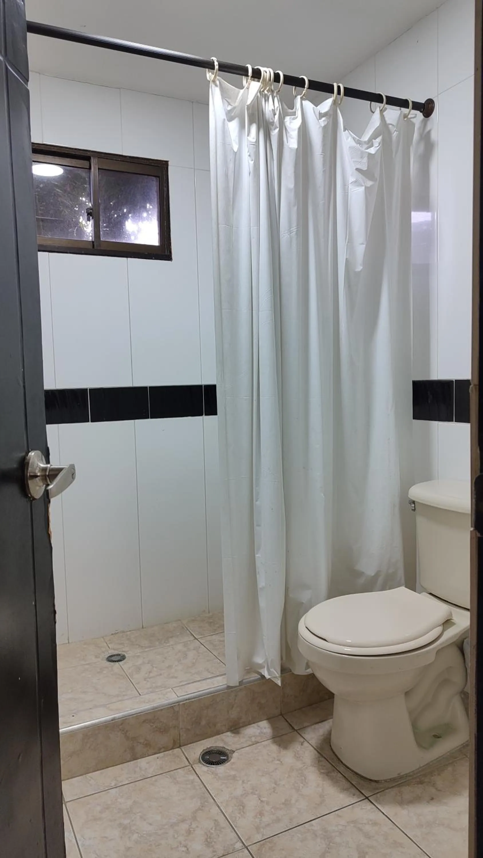 Bathroom in Hotel Dorado BAQ