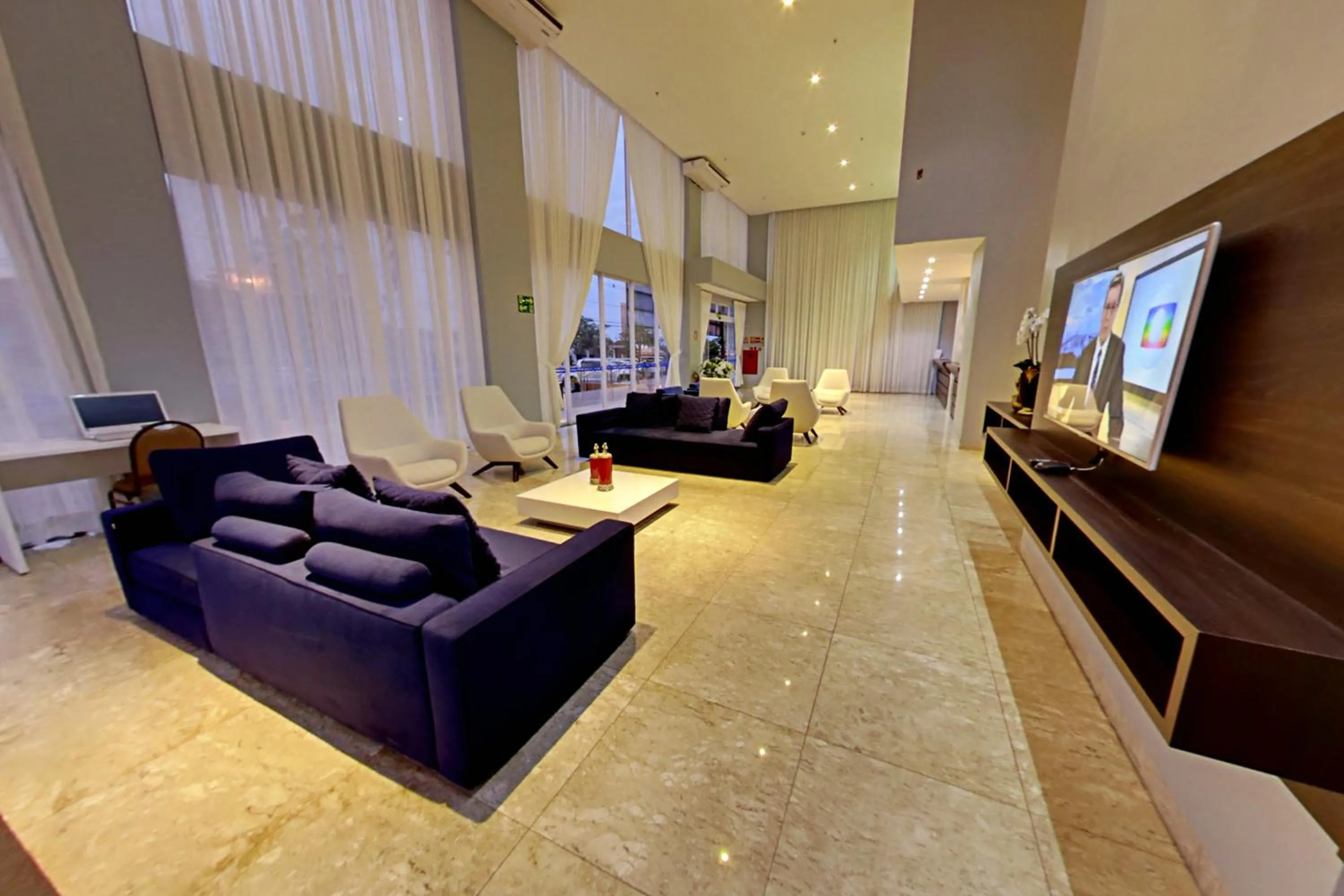 Lobby or reception in Select Hotel