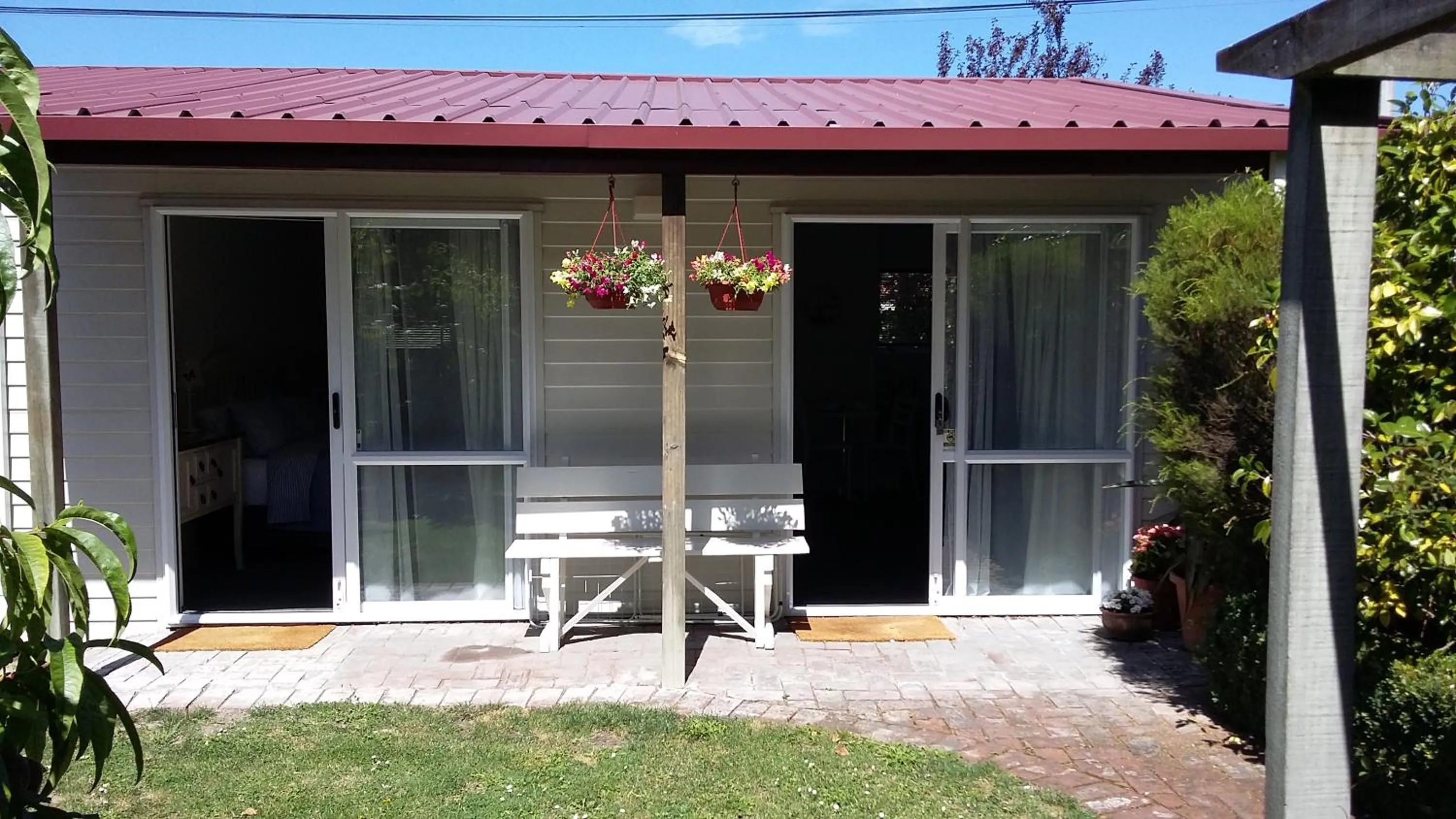 Facade/entrance in Jan's Boutique B & B Suite