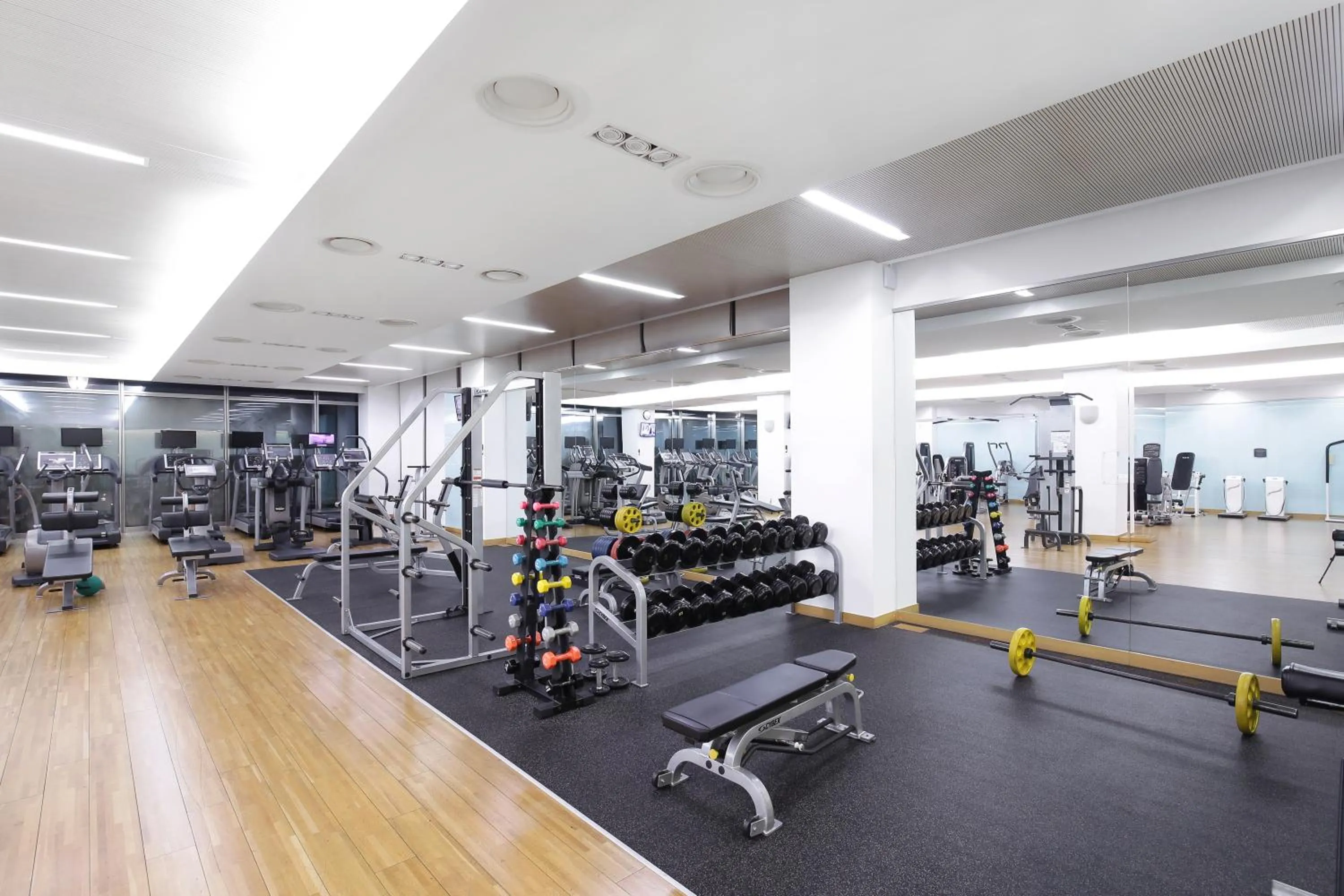 Fitness centre/facilities in Geoje Samsung Hotel
