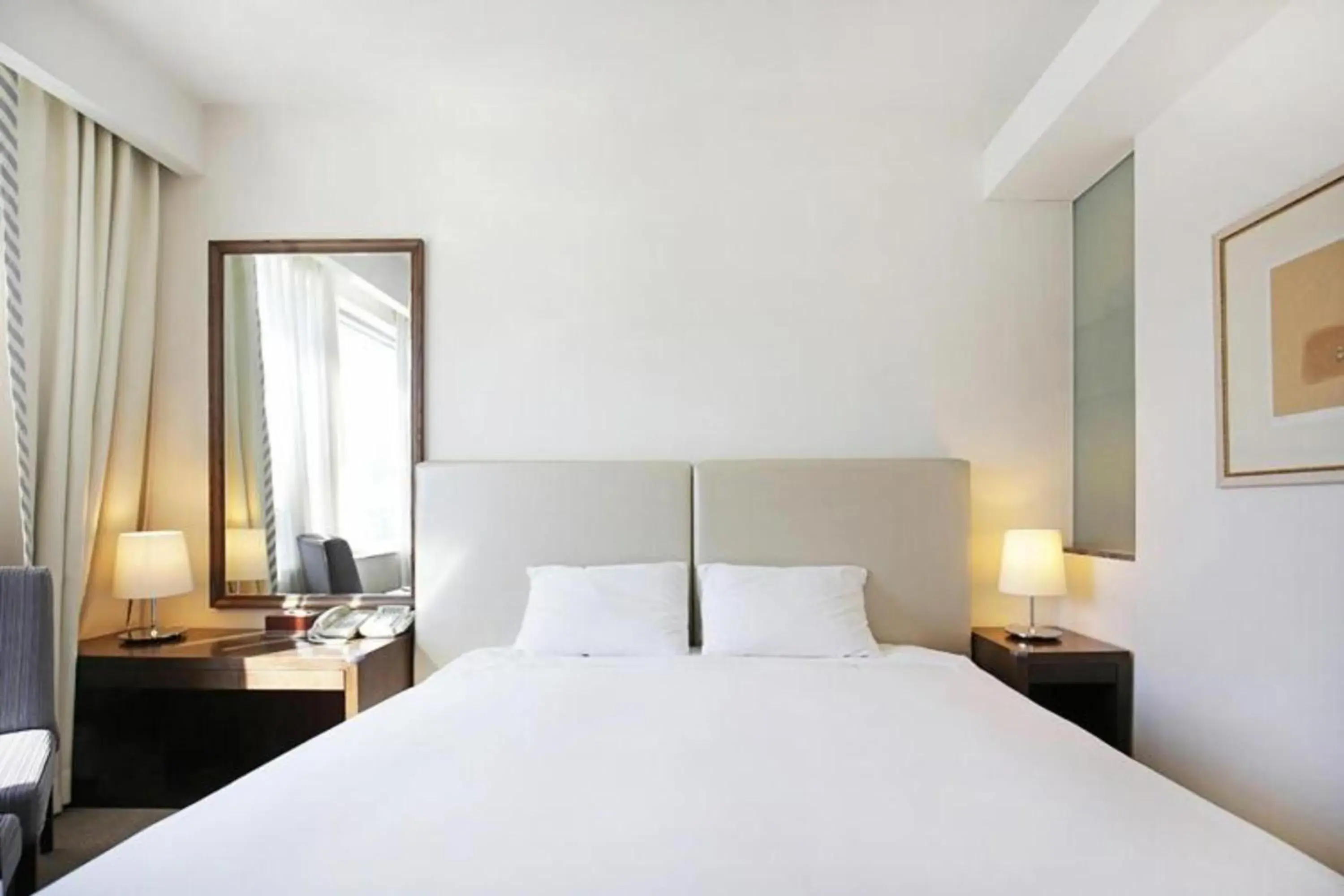 Bedroom, Bed in Geoje Samsung Hotel Bedroom, Bed in Geoje Samsung Hotel