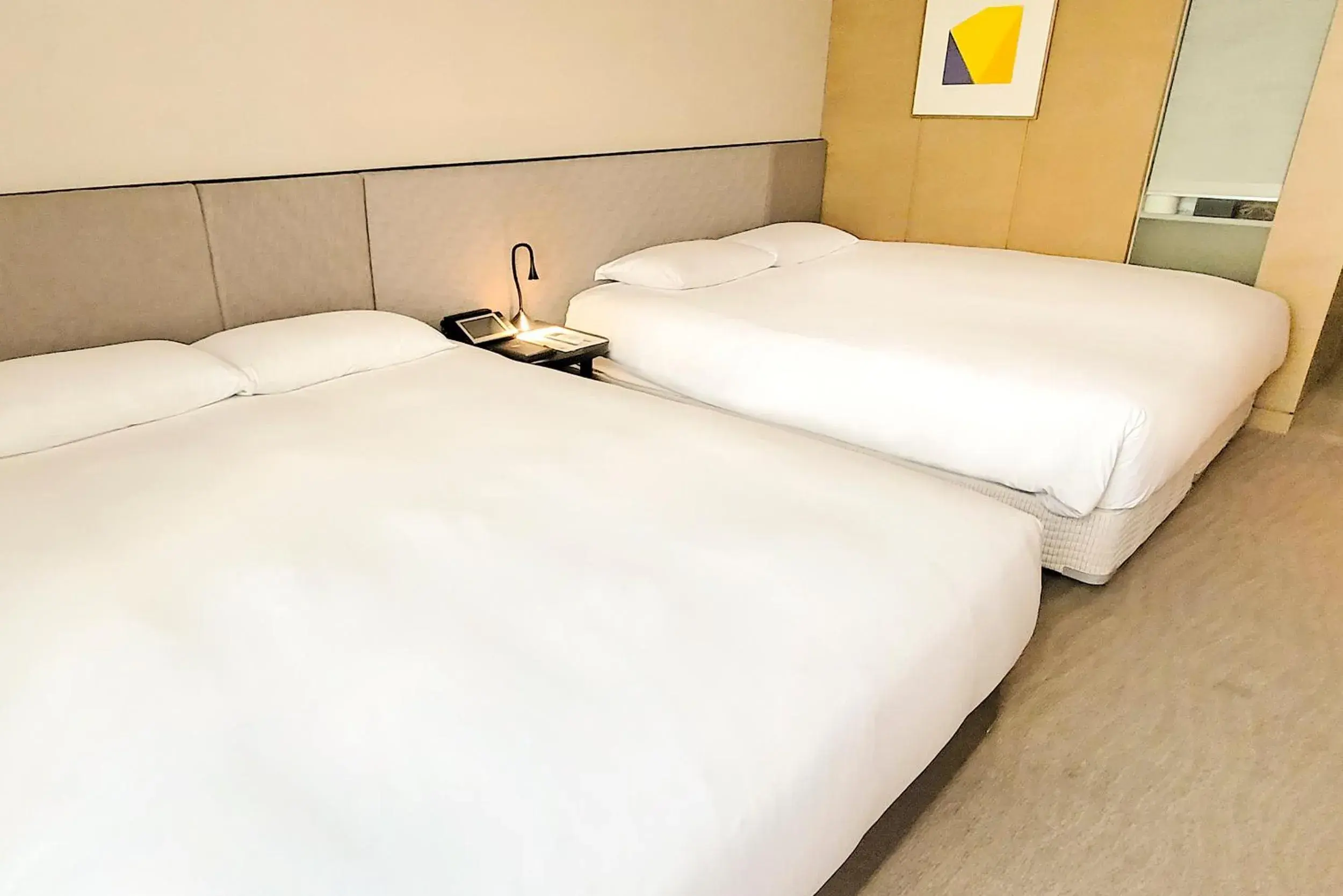 Bedroom, Bed in Geoje Samsung Hotel Bedroom, Bed in Geoje Samsung Hotel