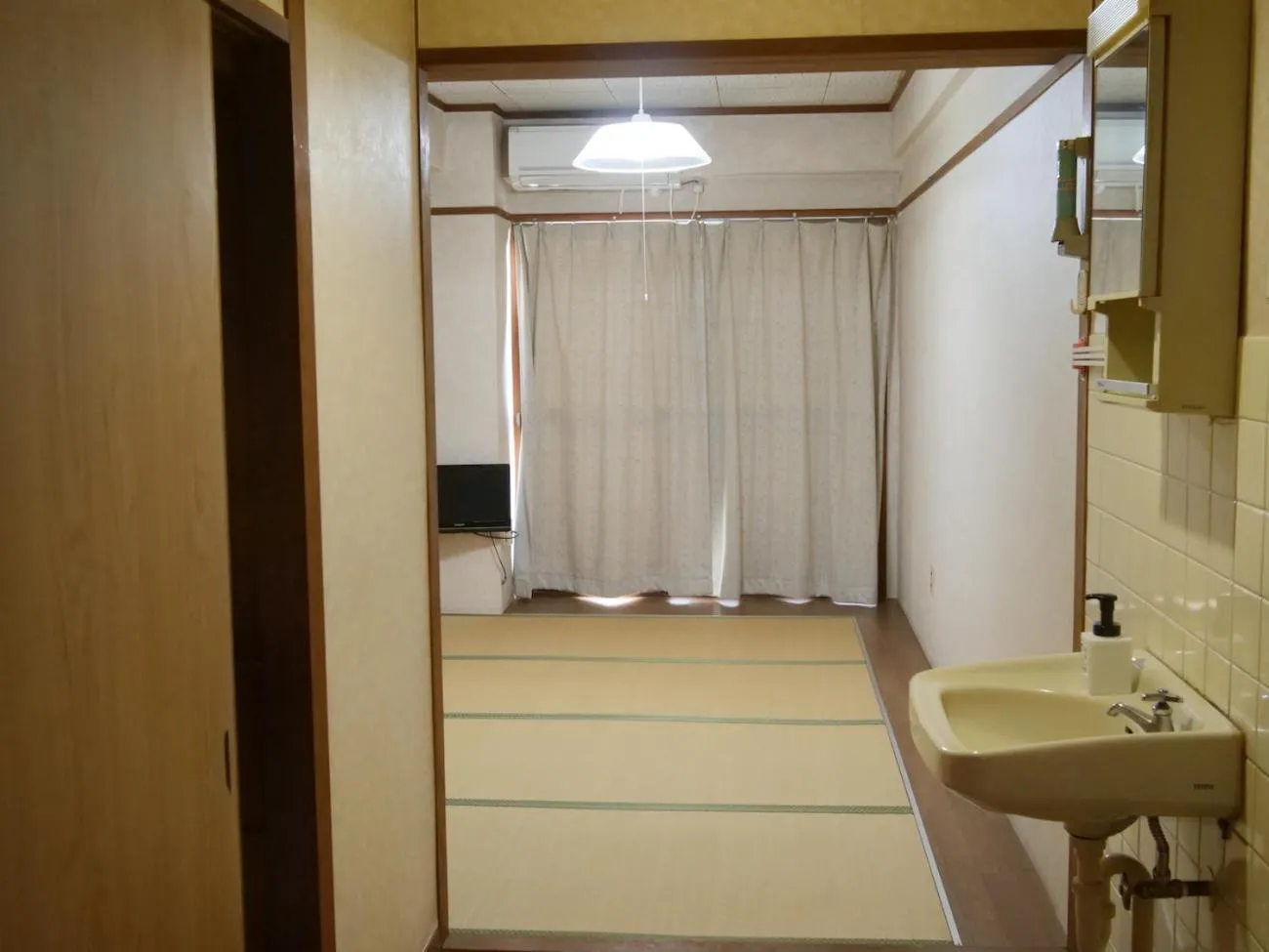 Kobe Guesthouse