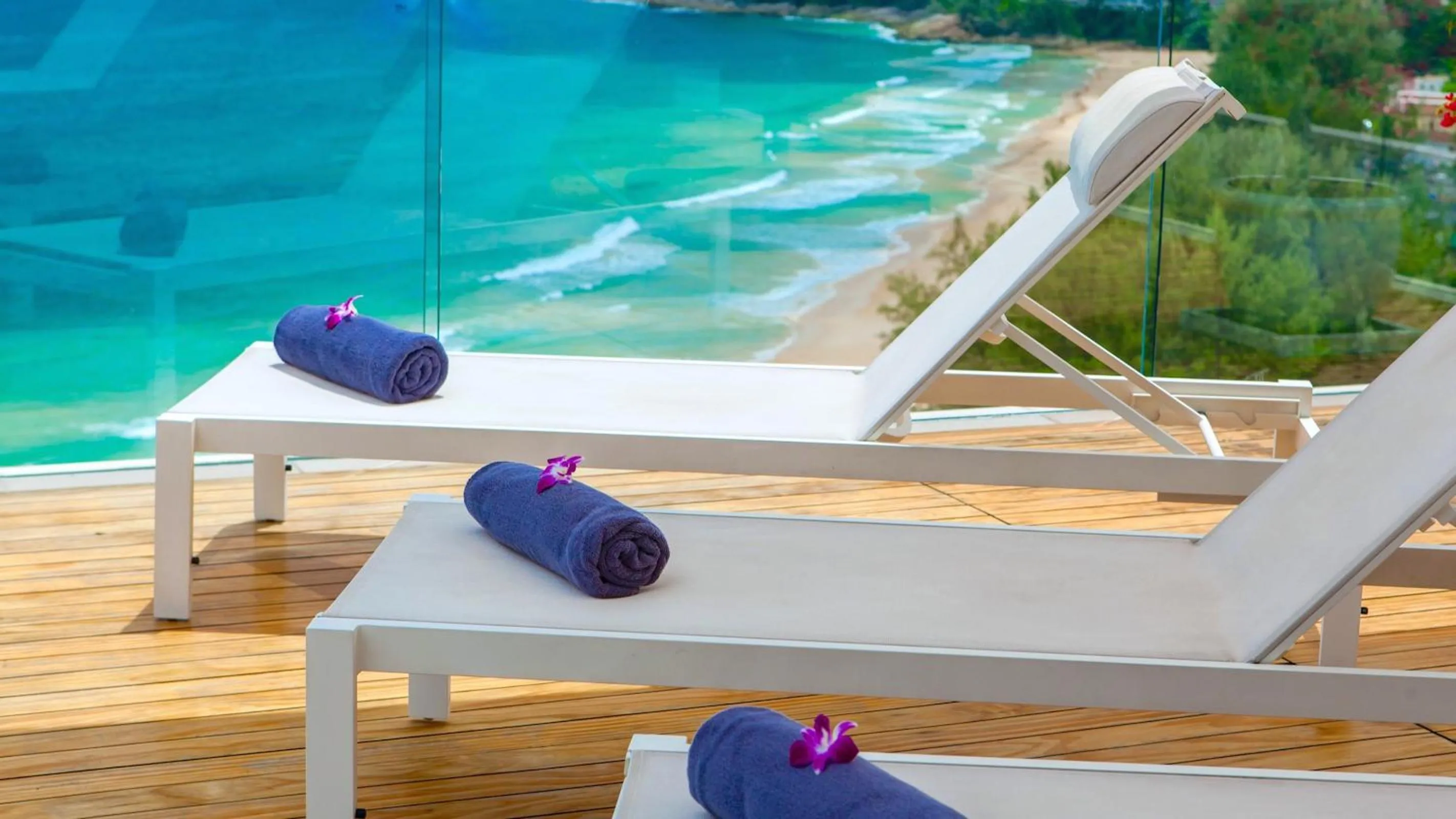 Swimming pool in Villa Paradiso