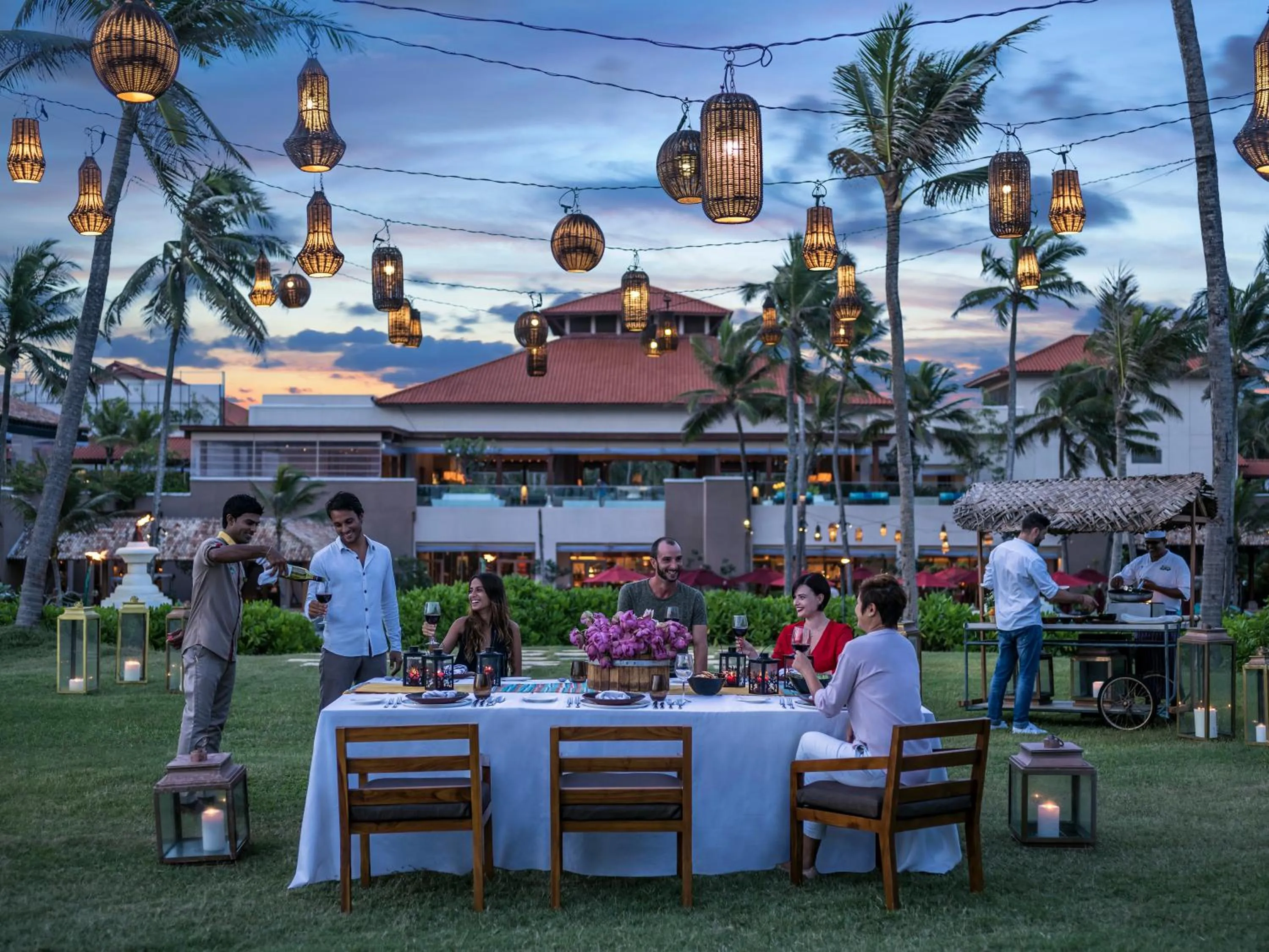 Restaurant/places to eat in Shangri-La Hambantota