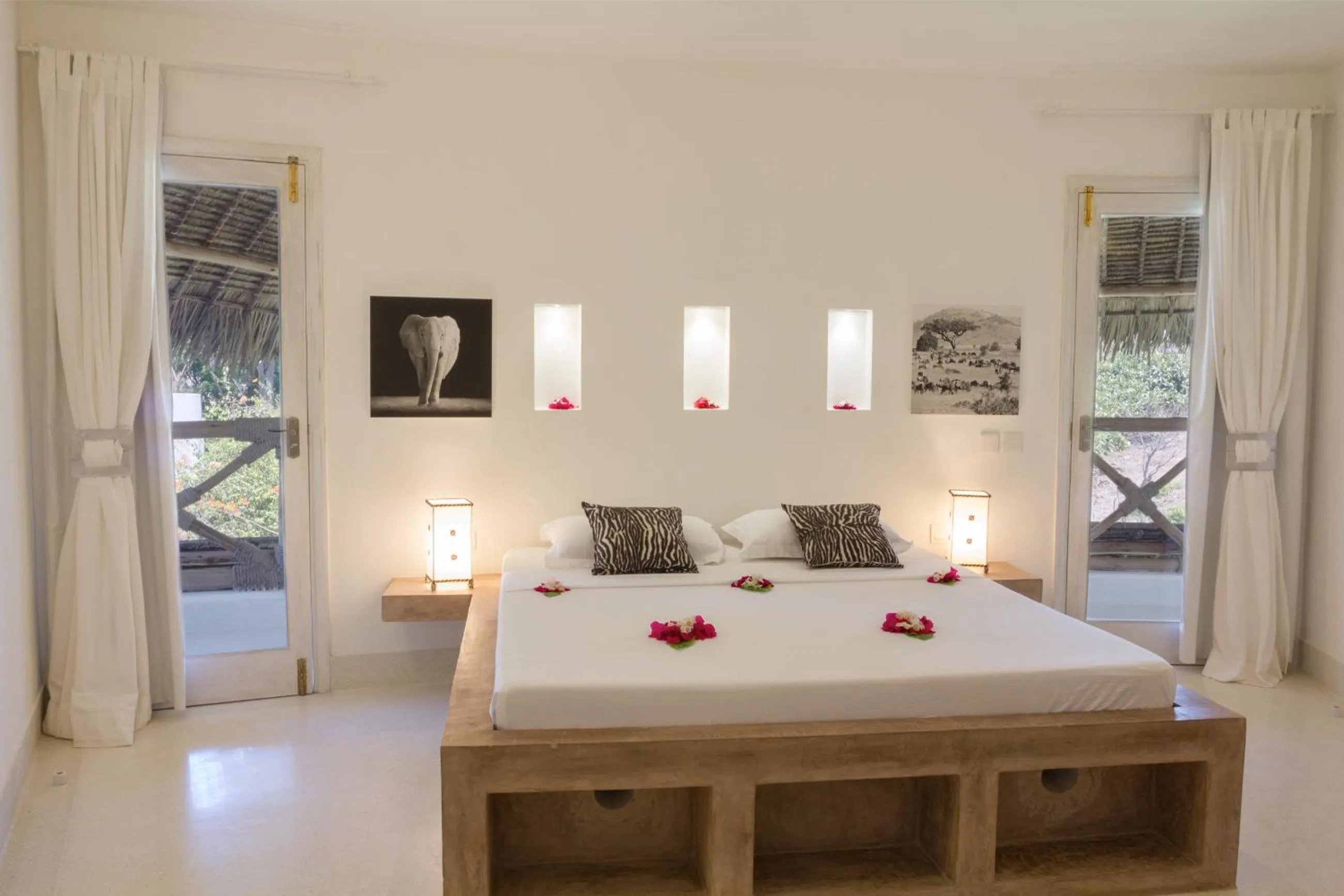 Photo of the whole room, Bed in The Kasa Malindi