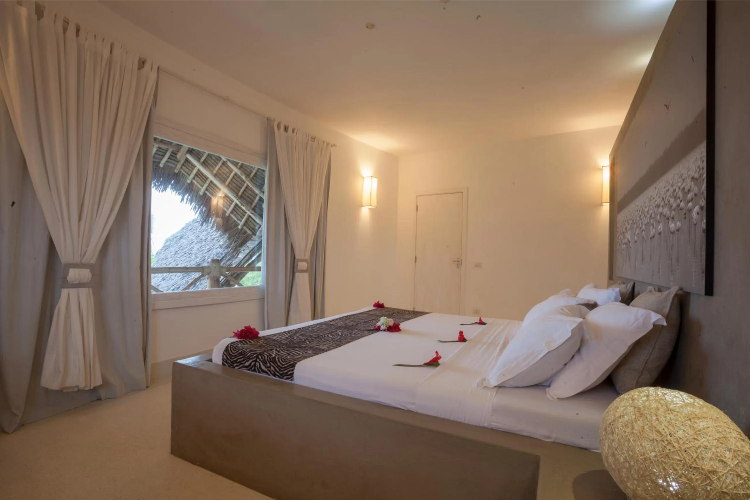 Photo of the whole room, Bed in The Kasa Malindi