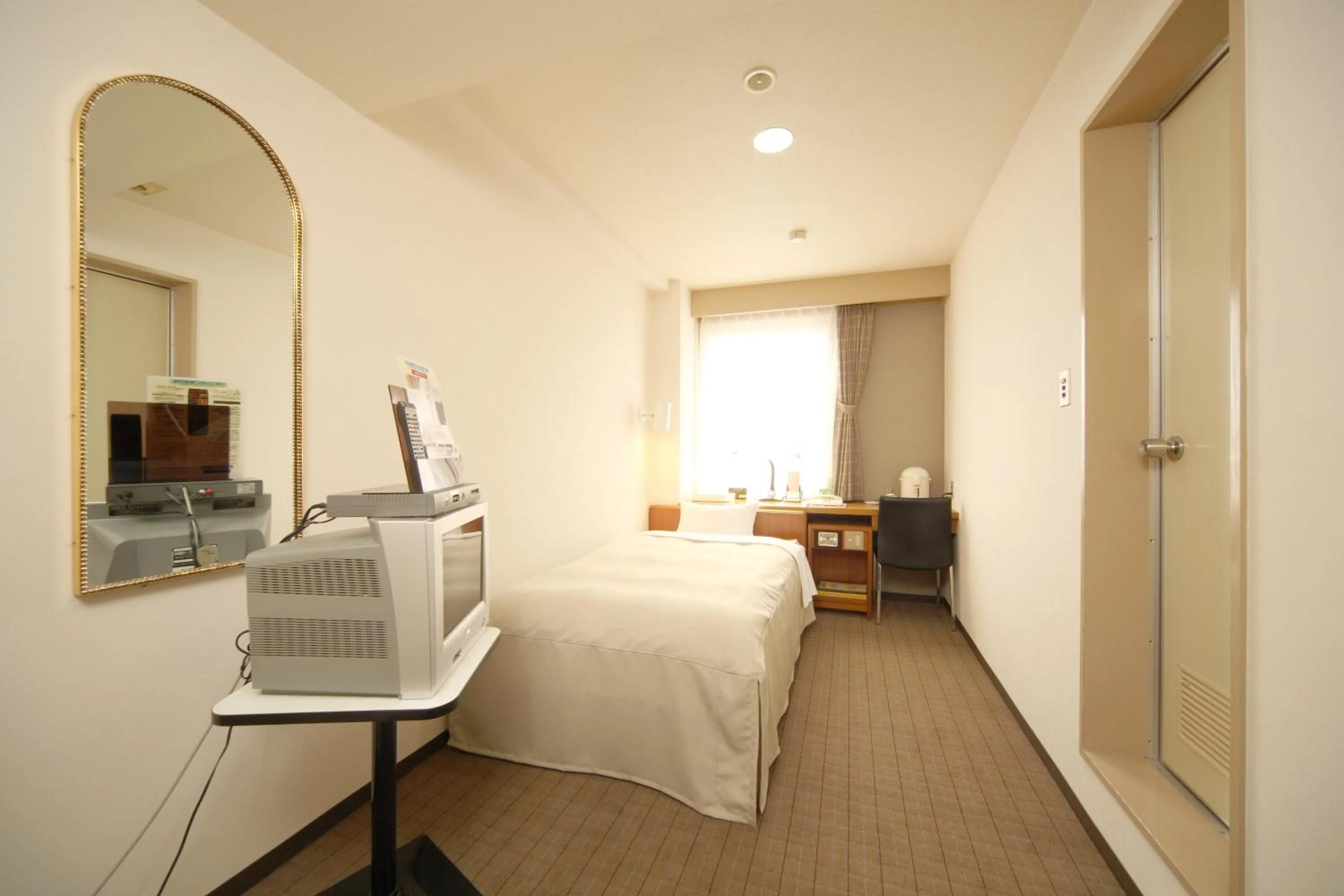 Photo of the whole room, Bed in Hotel Il Viale Hachinohe