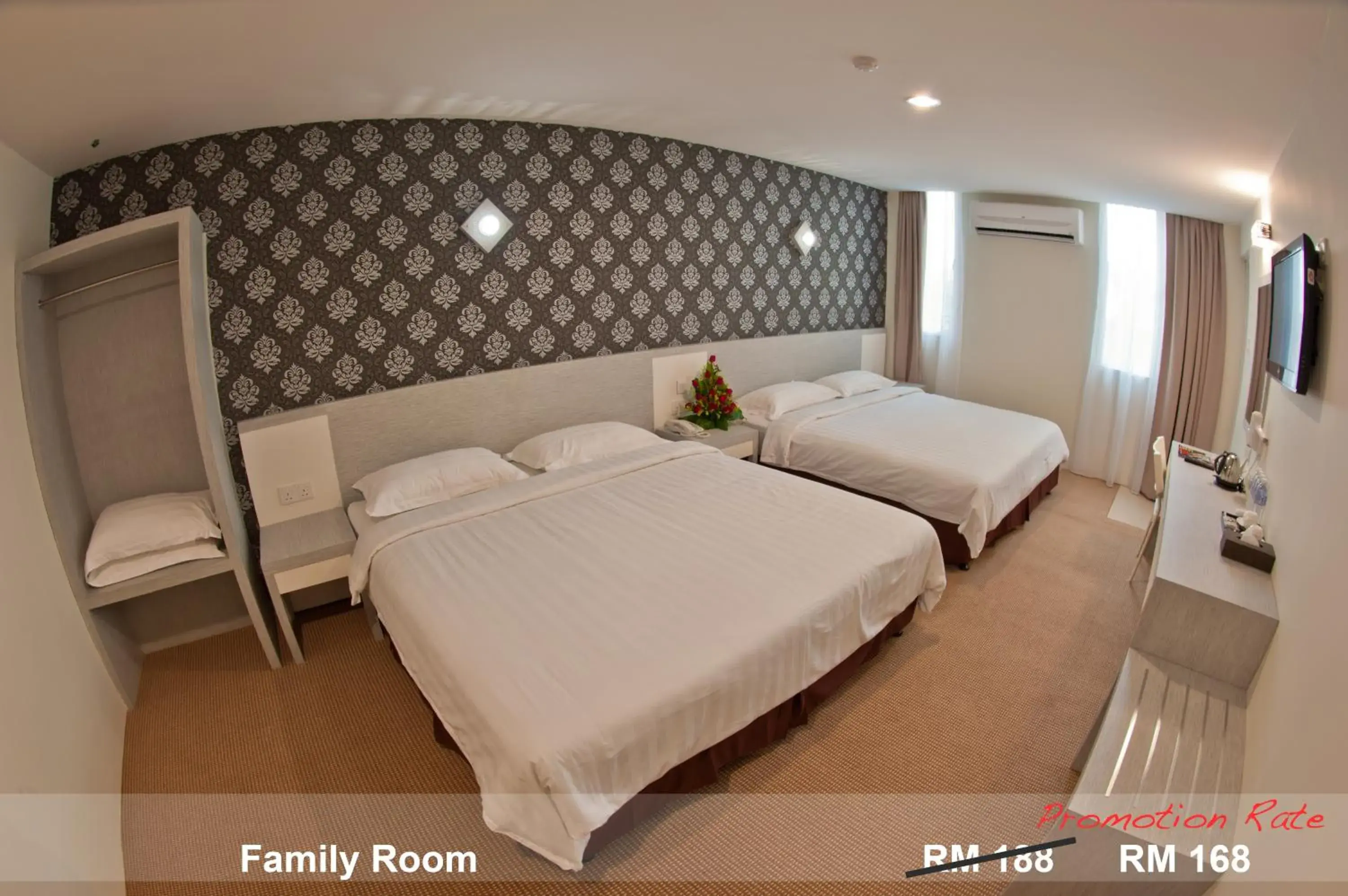 Photo of the whole room, Bed in De Spring Hotel Photo of the whole room, Bed in De Spring Hotel