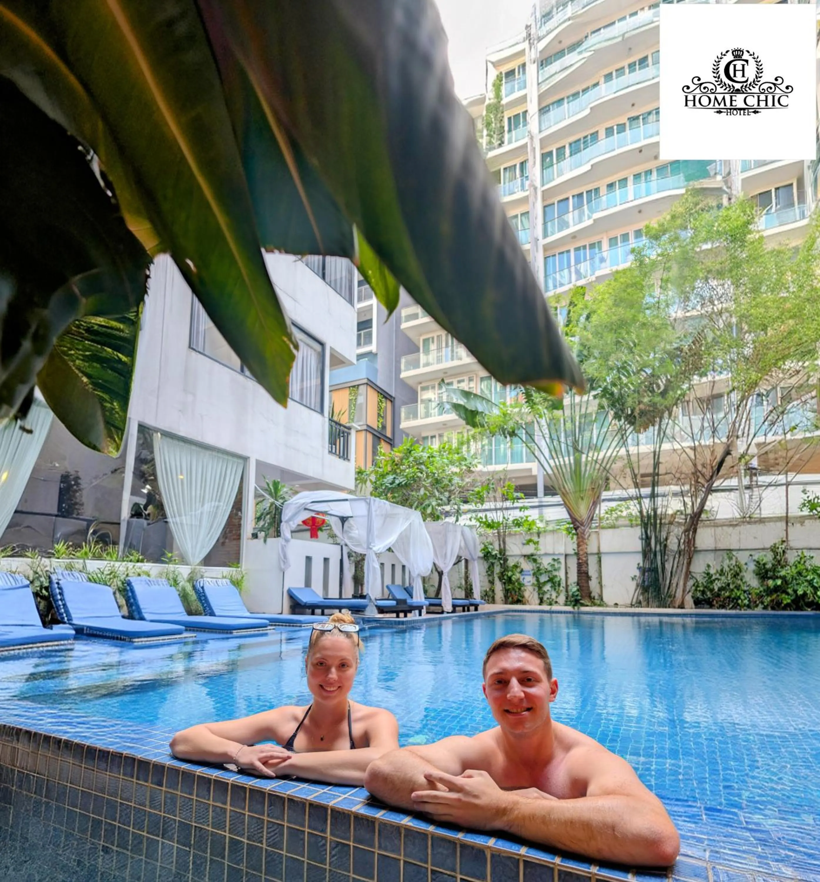 Guests in Home Chic Hotel