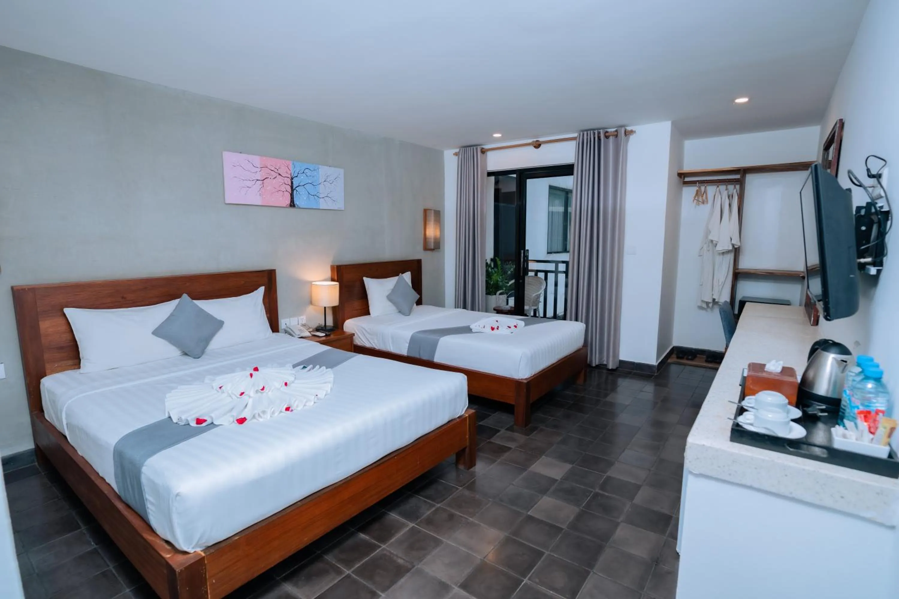 Bed in Home Chic Hotel