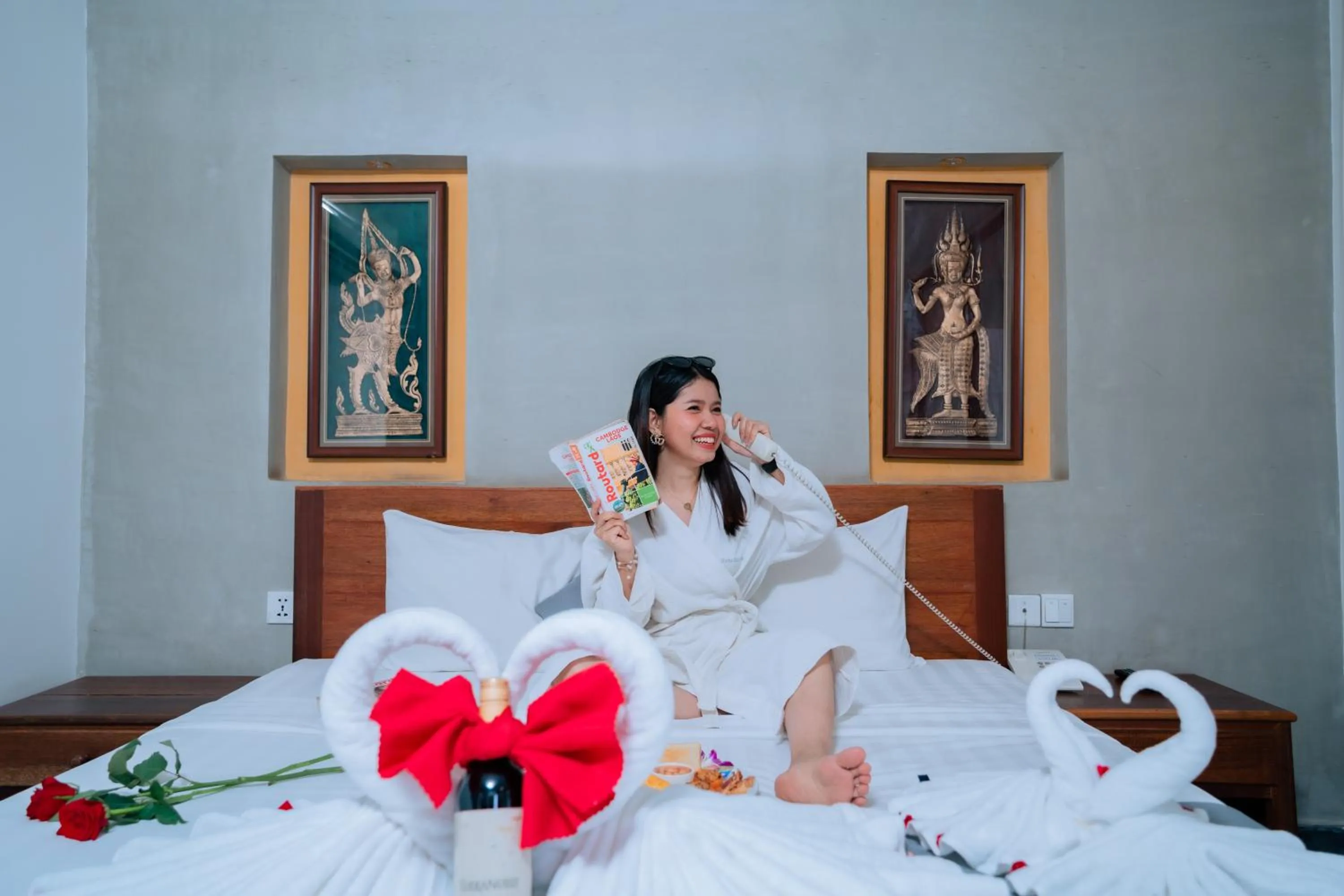 Bedroom, Bed in Home Chic Hotel