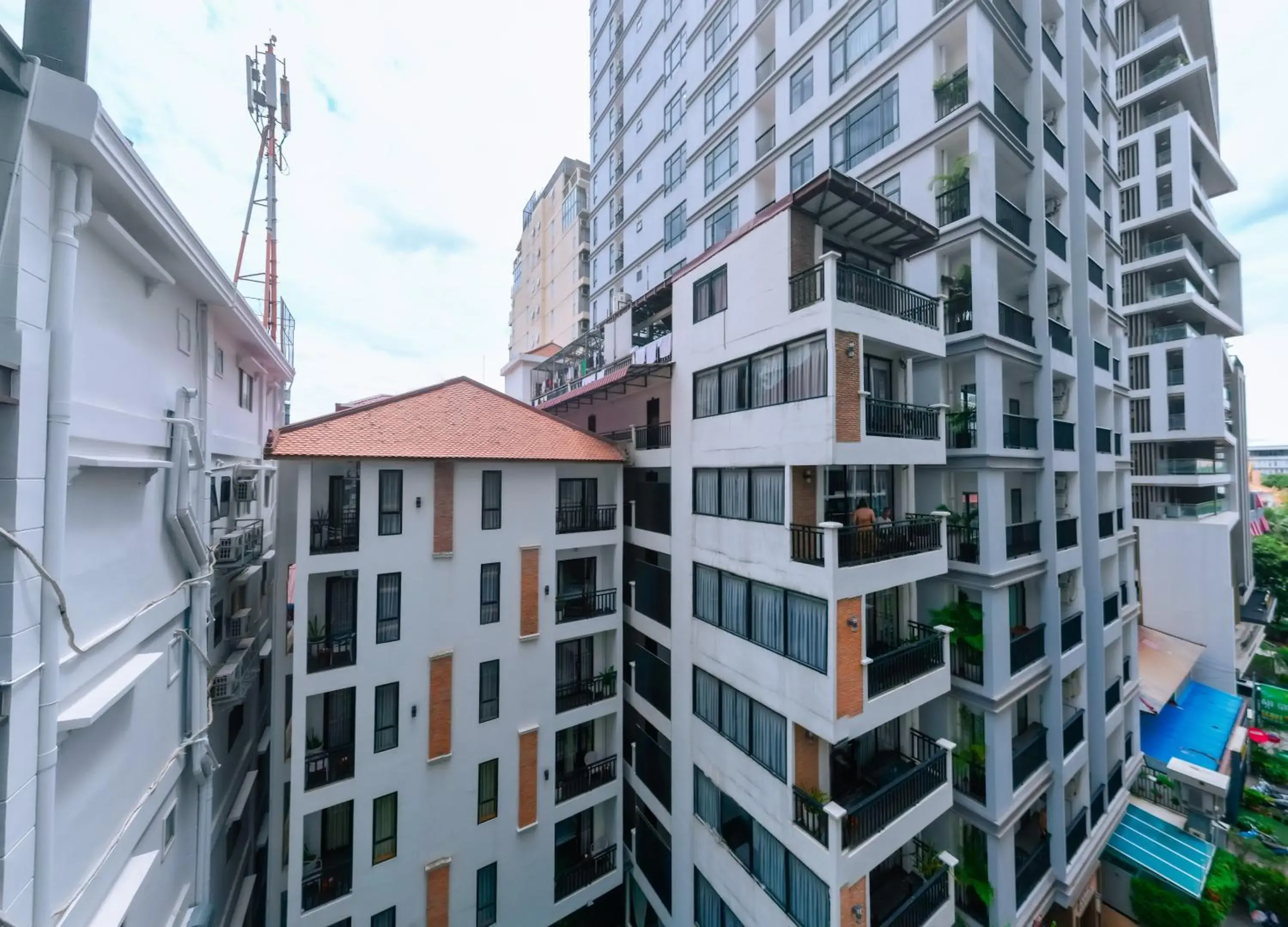 Property building in Home Chic Hotel Property building in Home Chic Hotel