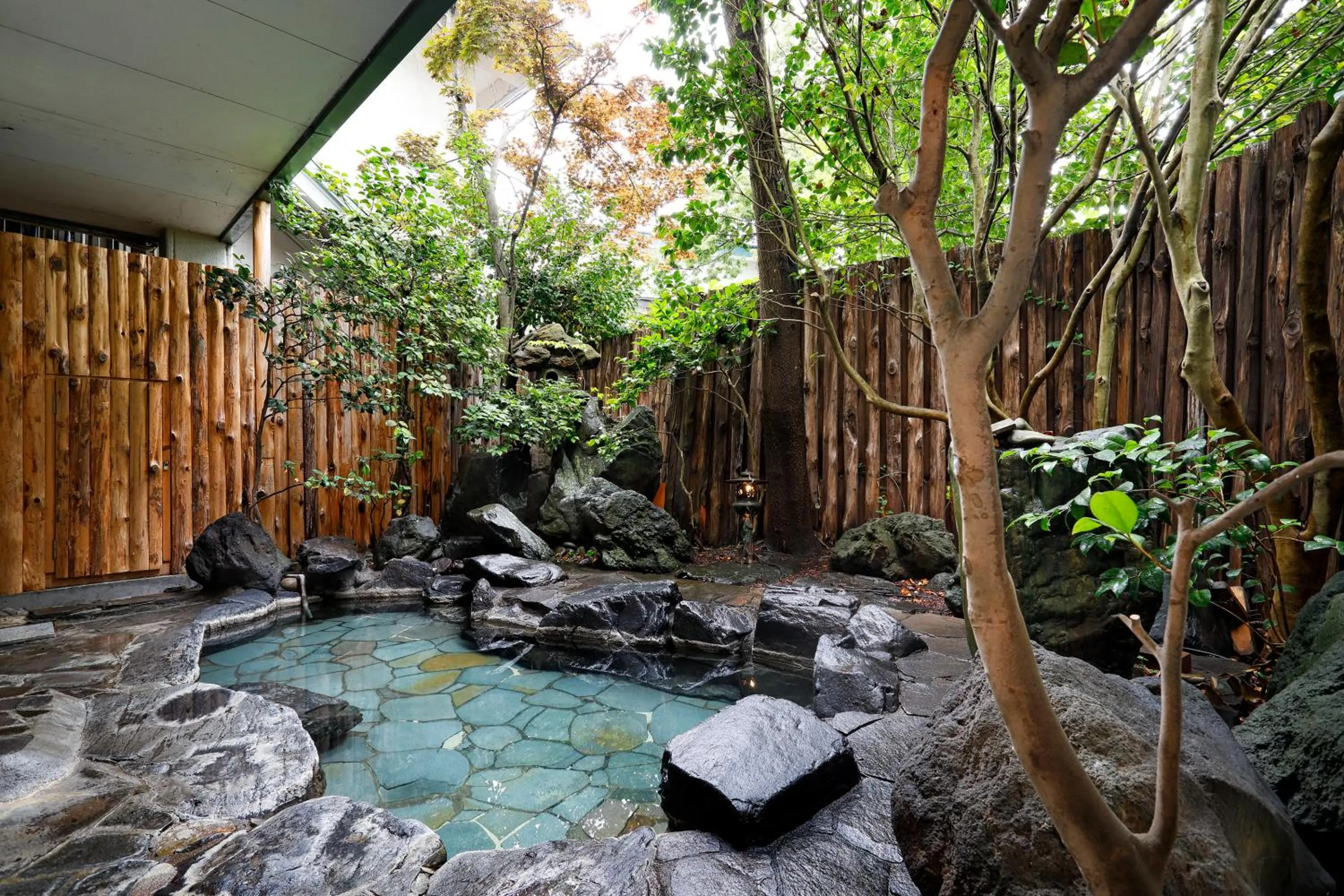 Hot Spring Bath in Tsubakikan