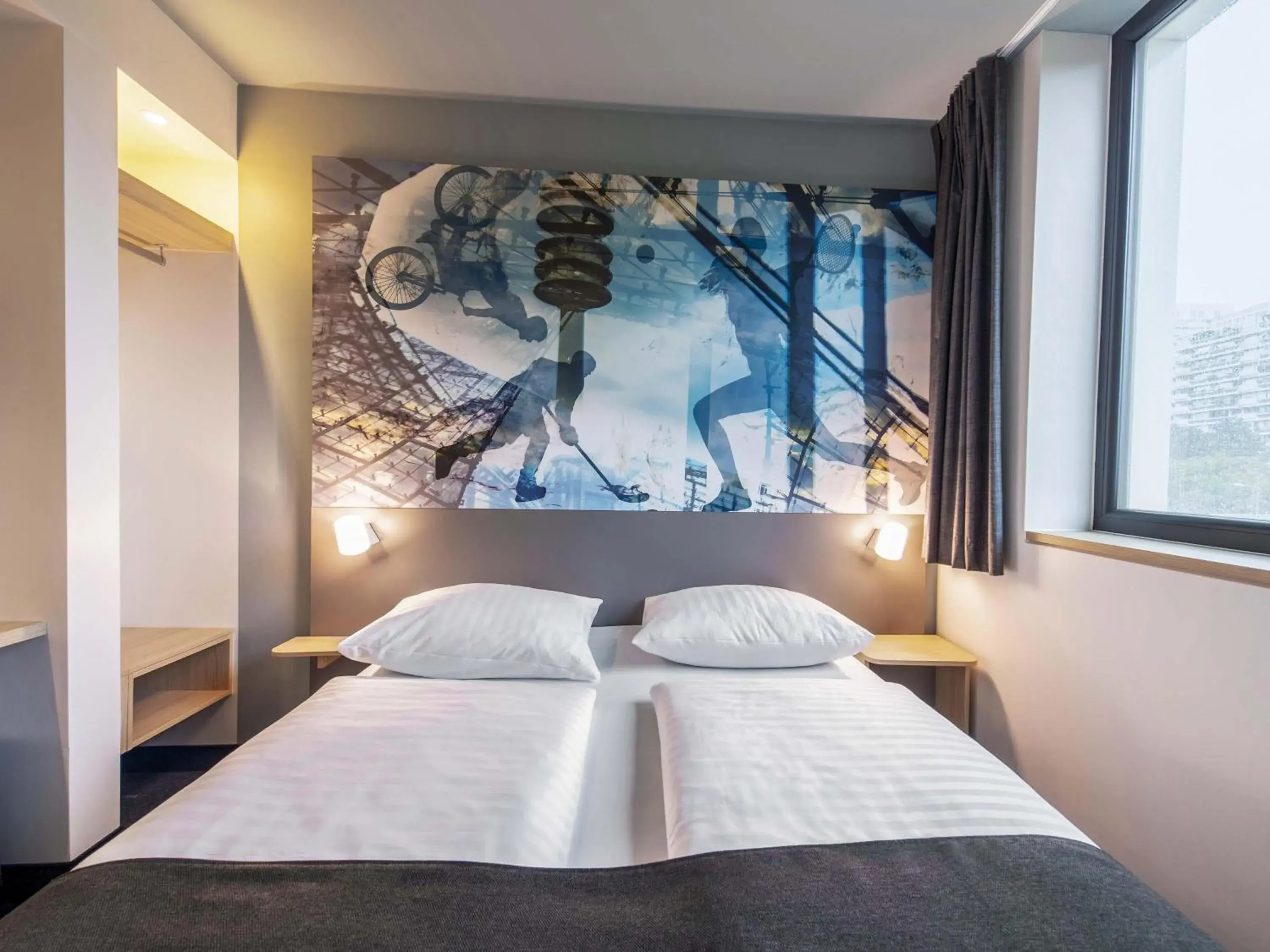 Standard Double Room - single occupancy in B&B Hotel München-Olympiapark Standard Double Room - single occupancy in B&B Hotel München-Olympiapark