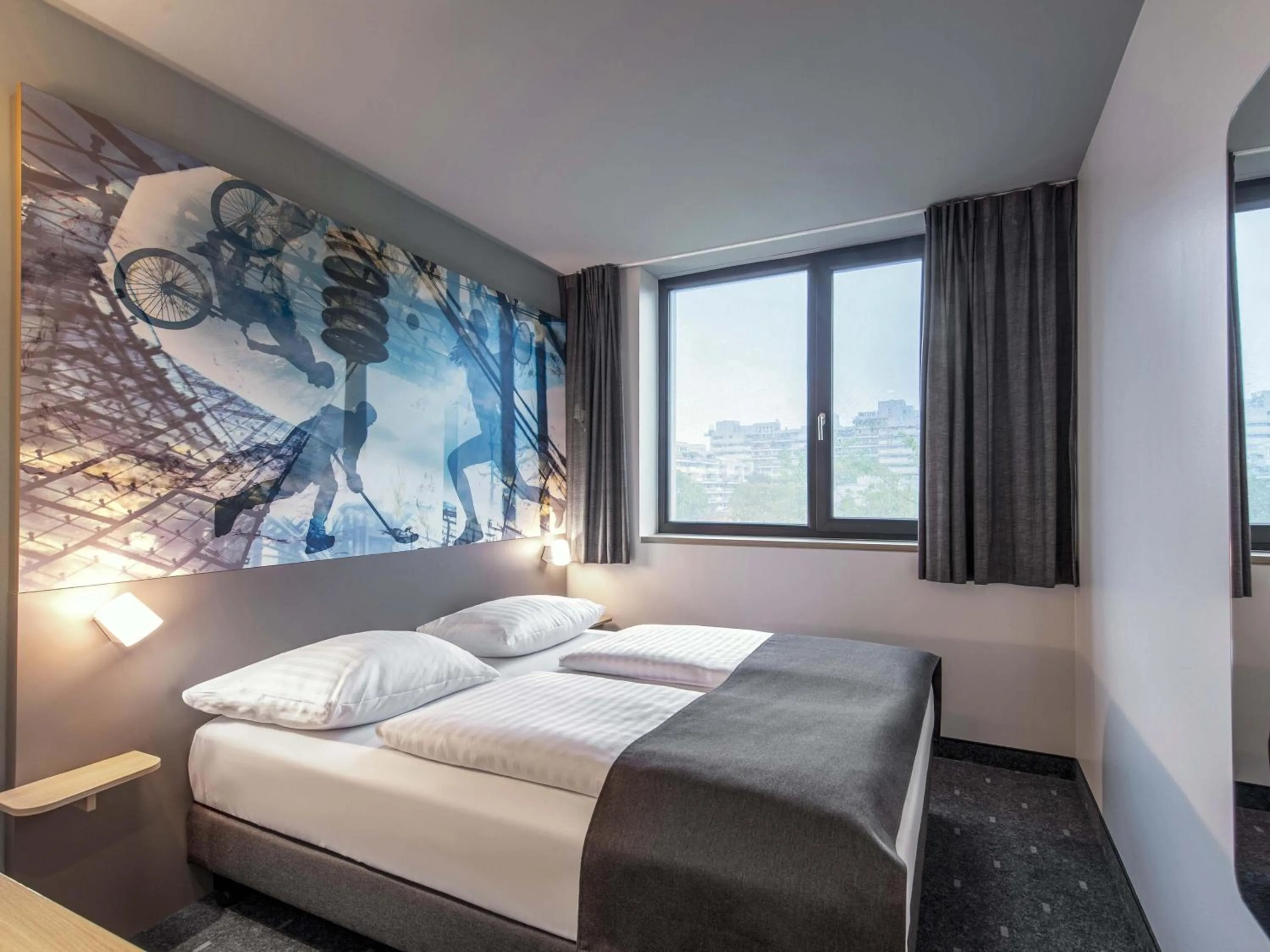 Photo of the whole room, Bed in B&B Hotel München-Olympiapark