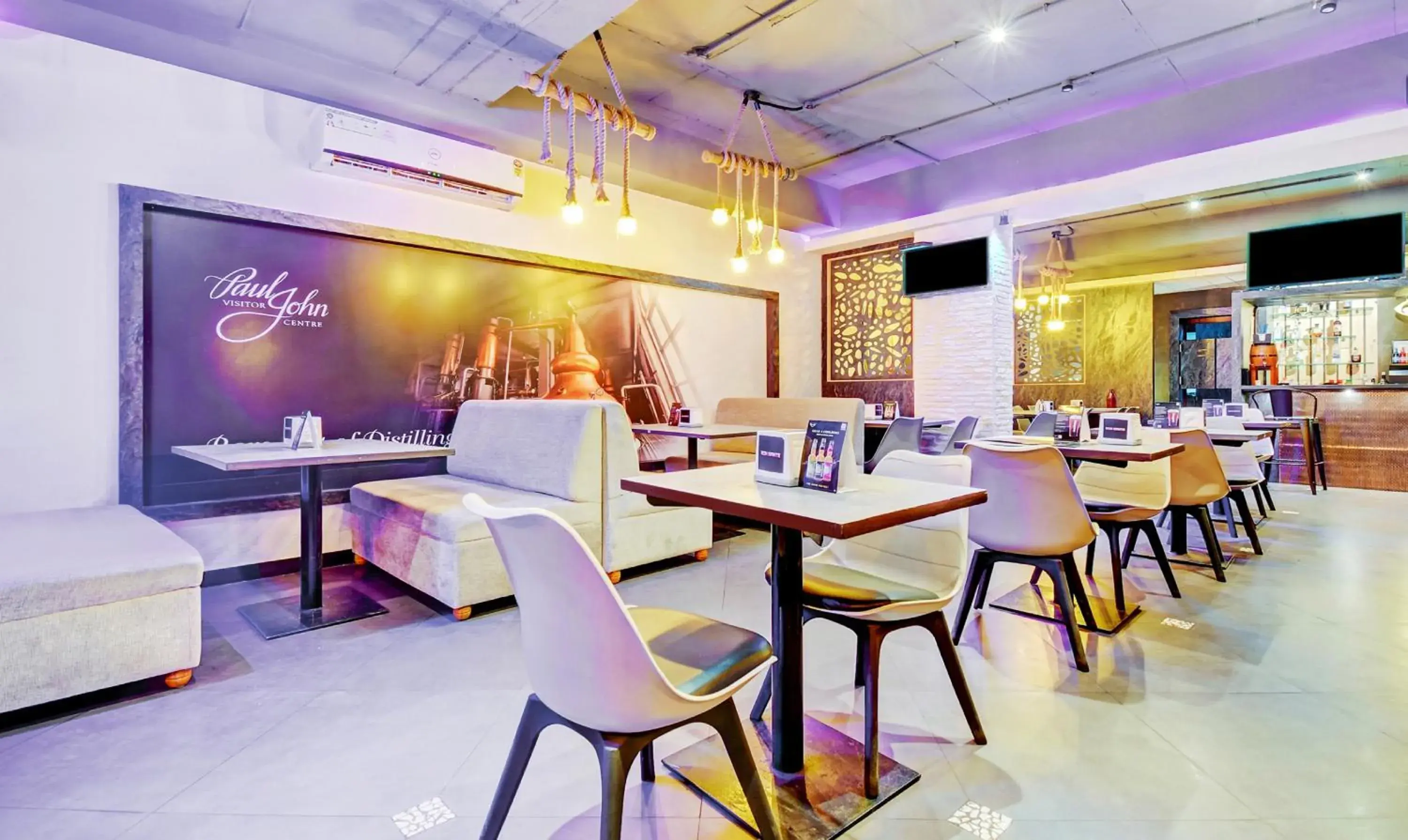 Restaurant/places to eat in Olive Zip Rest House Road by Embassy Group Restaurant/places to eat in Olive Zip Rest House Road by Embassy Group